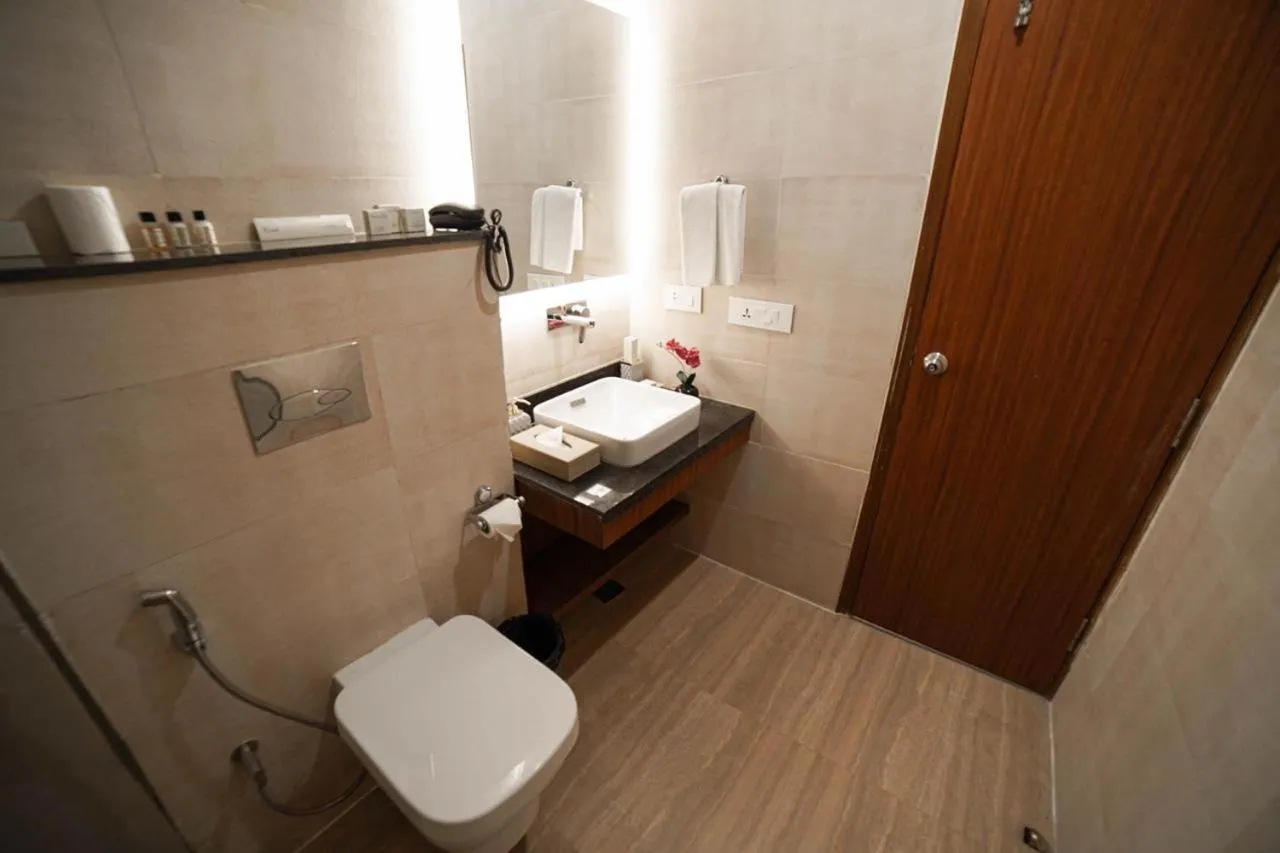 Bathroom in Hotel Le Amritam