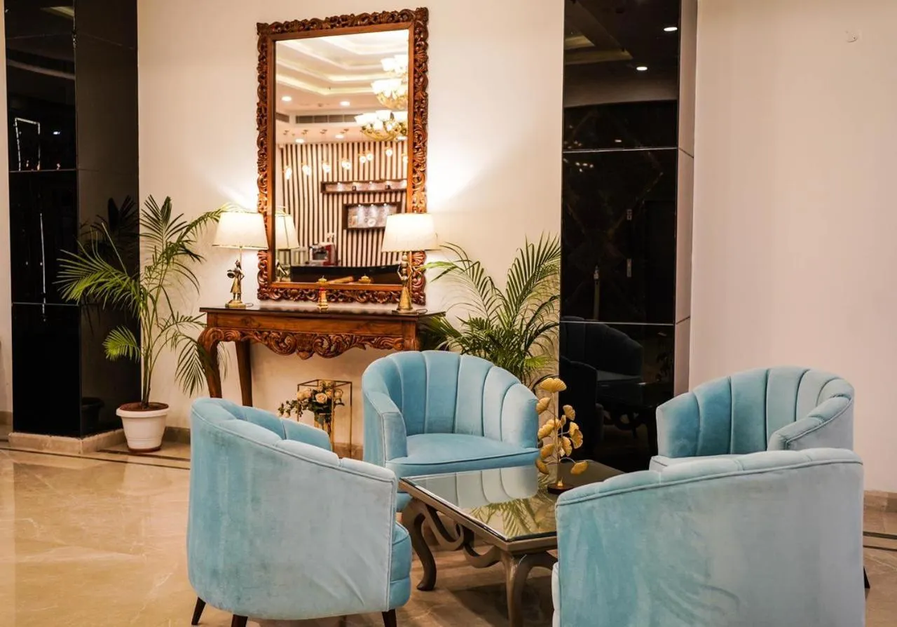 Seating area in Hotel Le Amritam