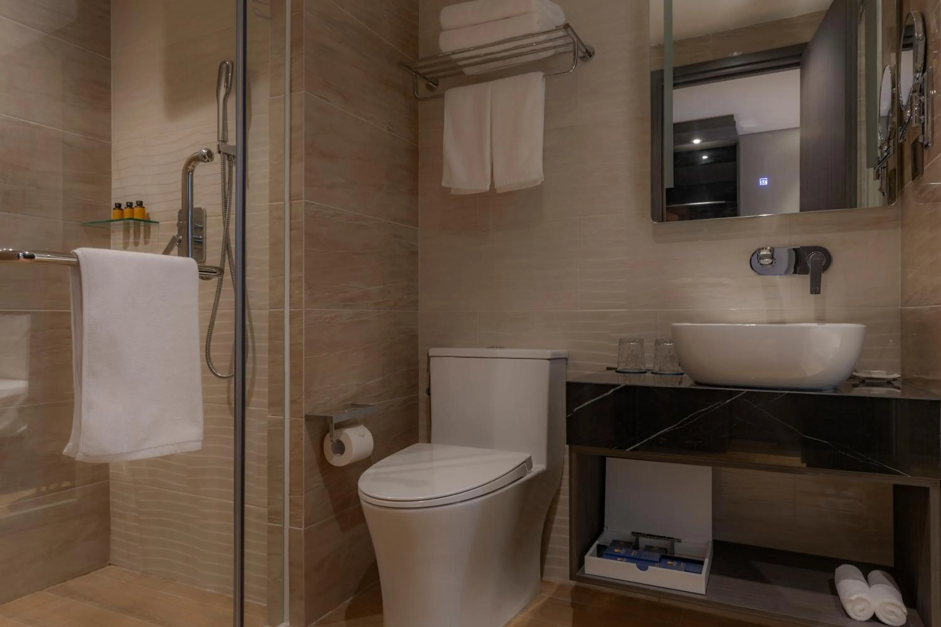 Twin Room in Premier Pearl Hotel Vung Tau