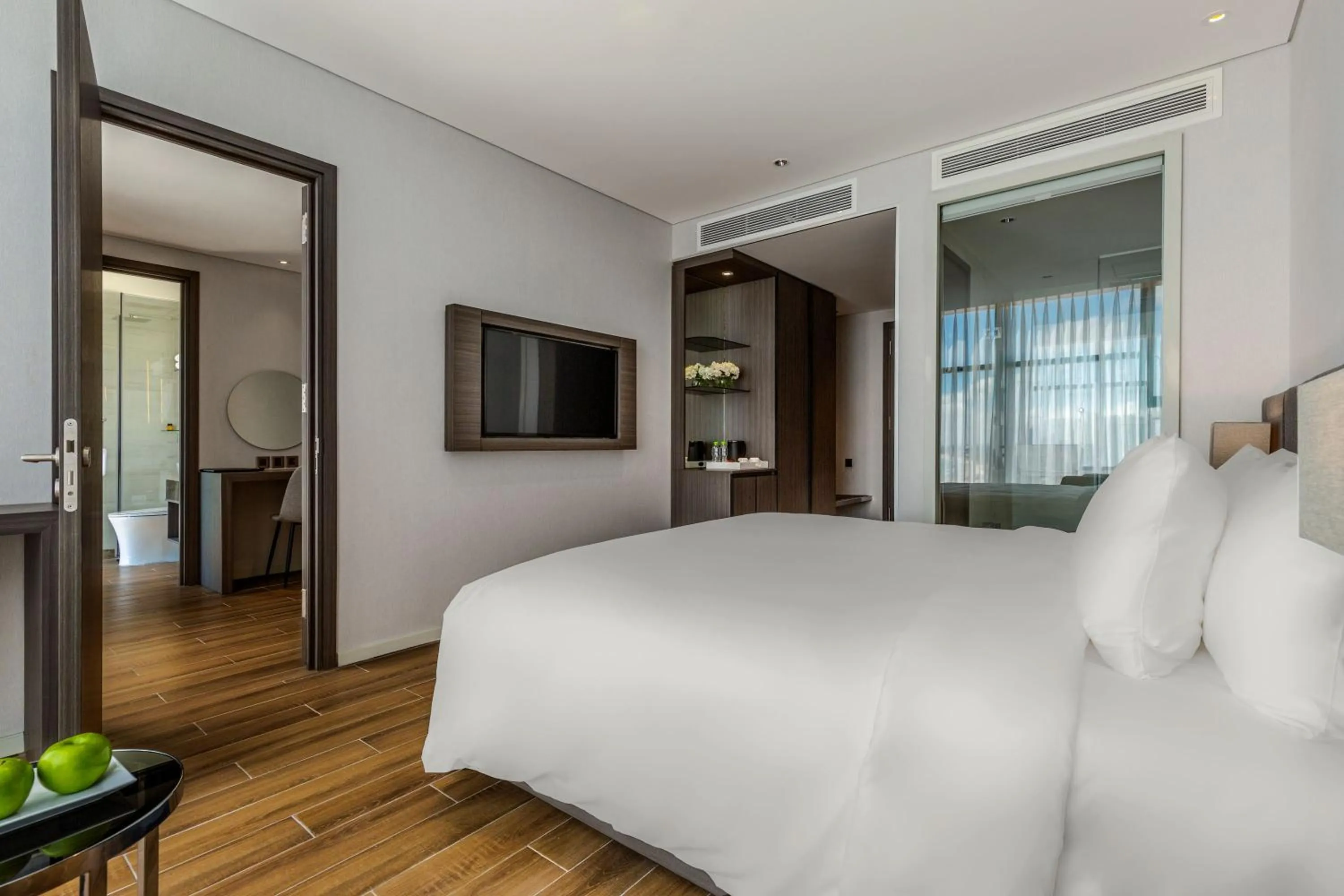 Bed in Premier Pearl Hotel Vung Tau