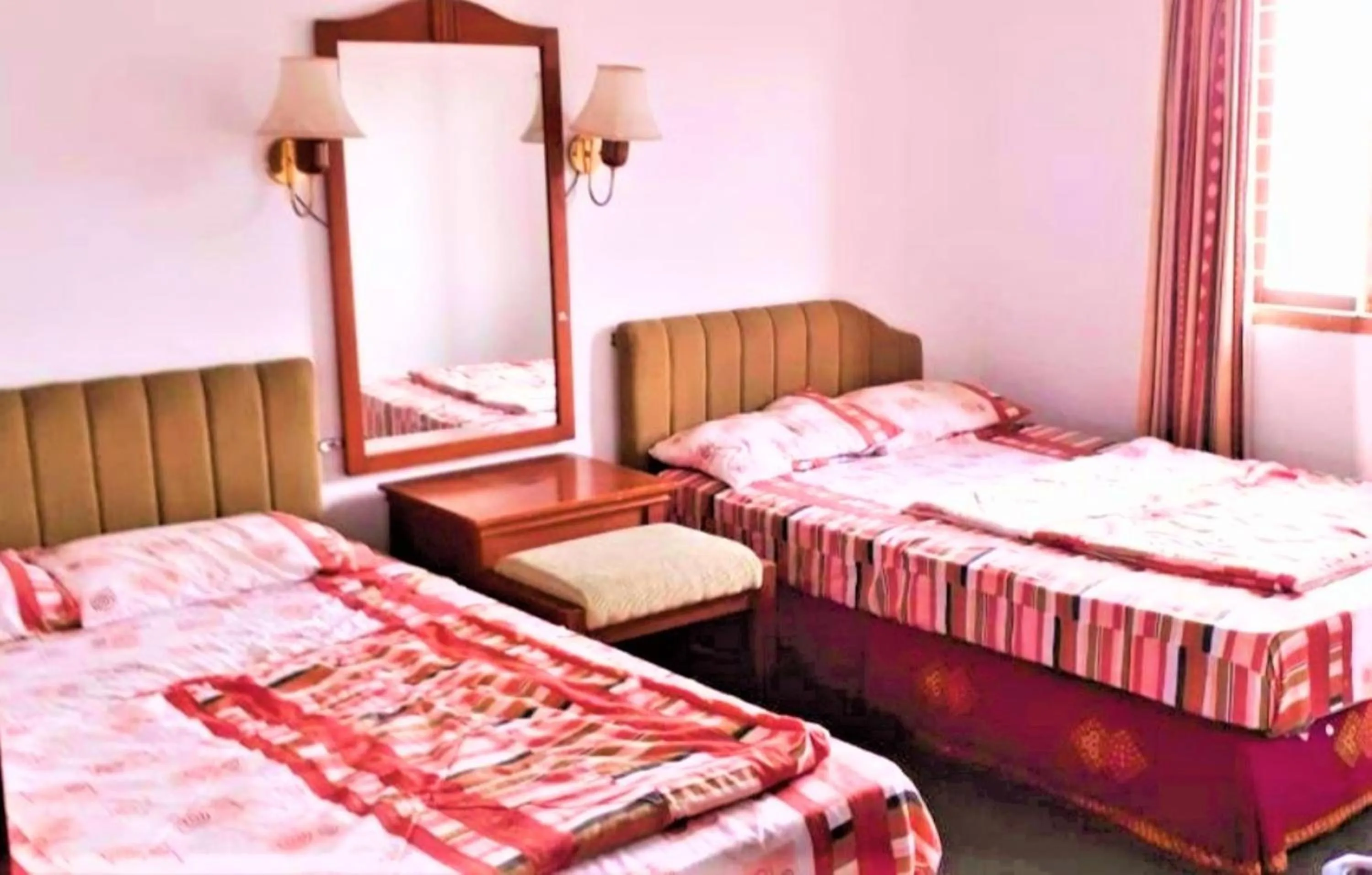 Bedroom, Bed in Villa Orange Lembang Pengkolan