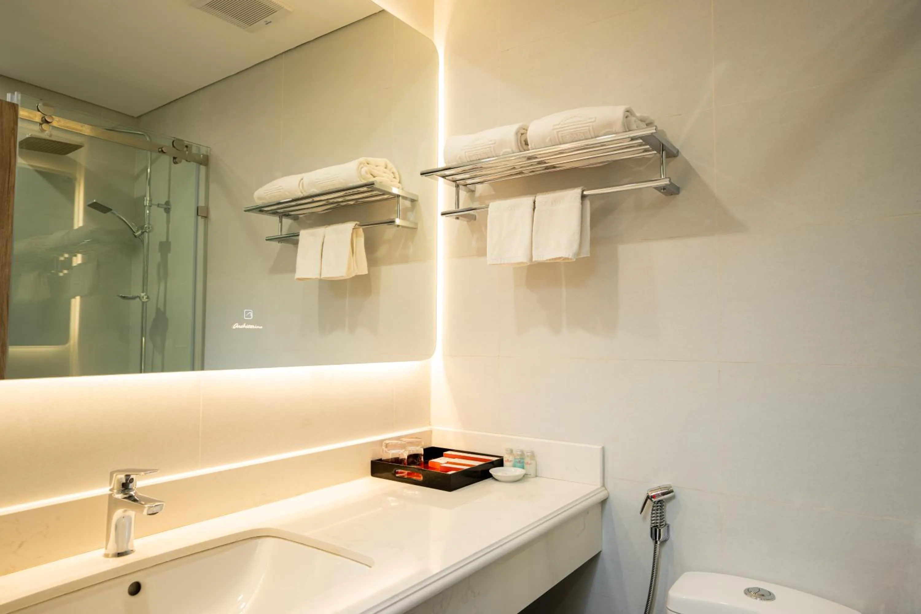 Shower in Capital Garden Hotel