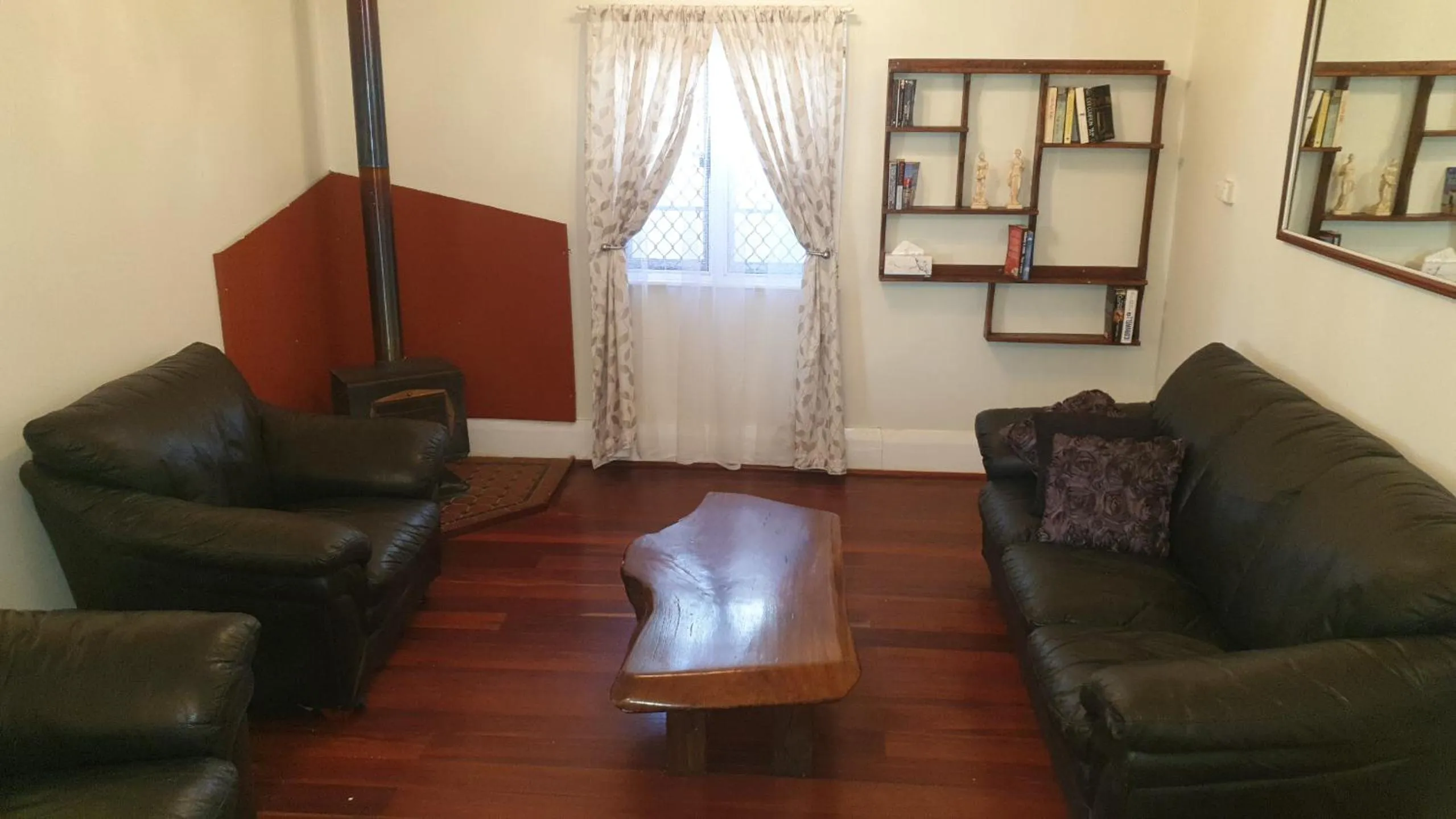 Seating area in Roseneath Cottage