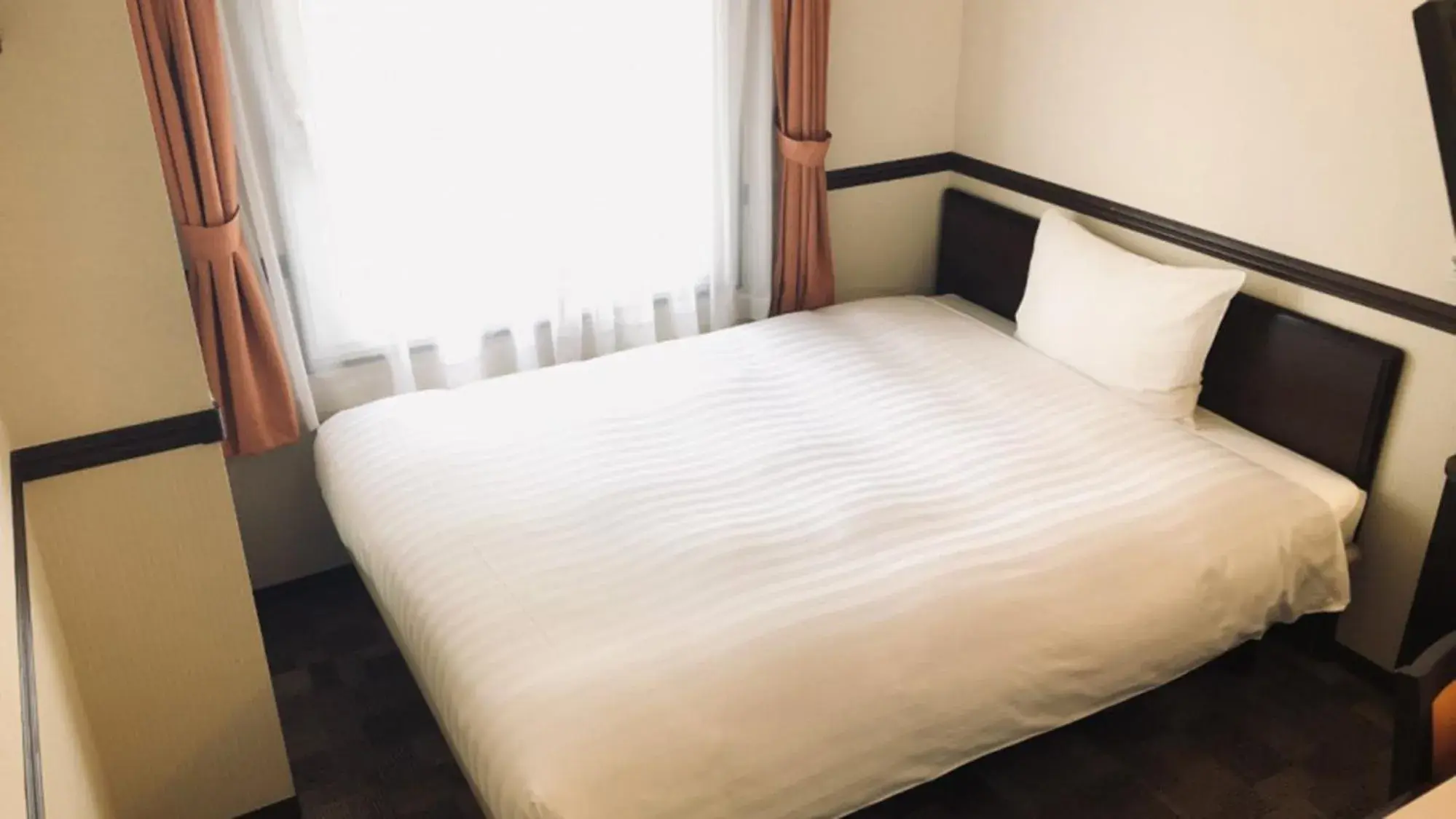 Double Room for Single Use - Non-Smoking in Toyoko Inn Tokyo Shinagawa Konan-guchi Tennozu Isle Double Room for Single Use - Non-Smoking in Toyoko Inn Tokyo Shinagawa Konan-guchi Tennozu Isle