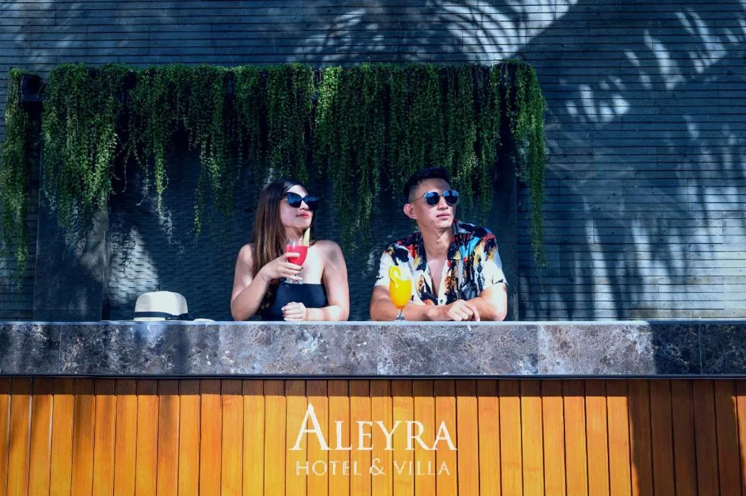 Restaurant/places to eat in Aleyra Hotel and Villa's Garut
