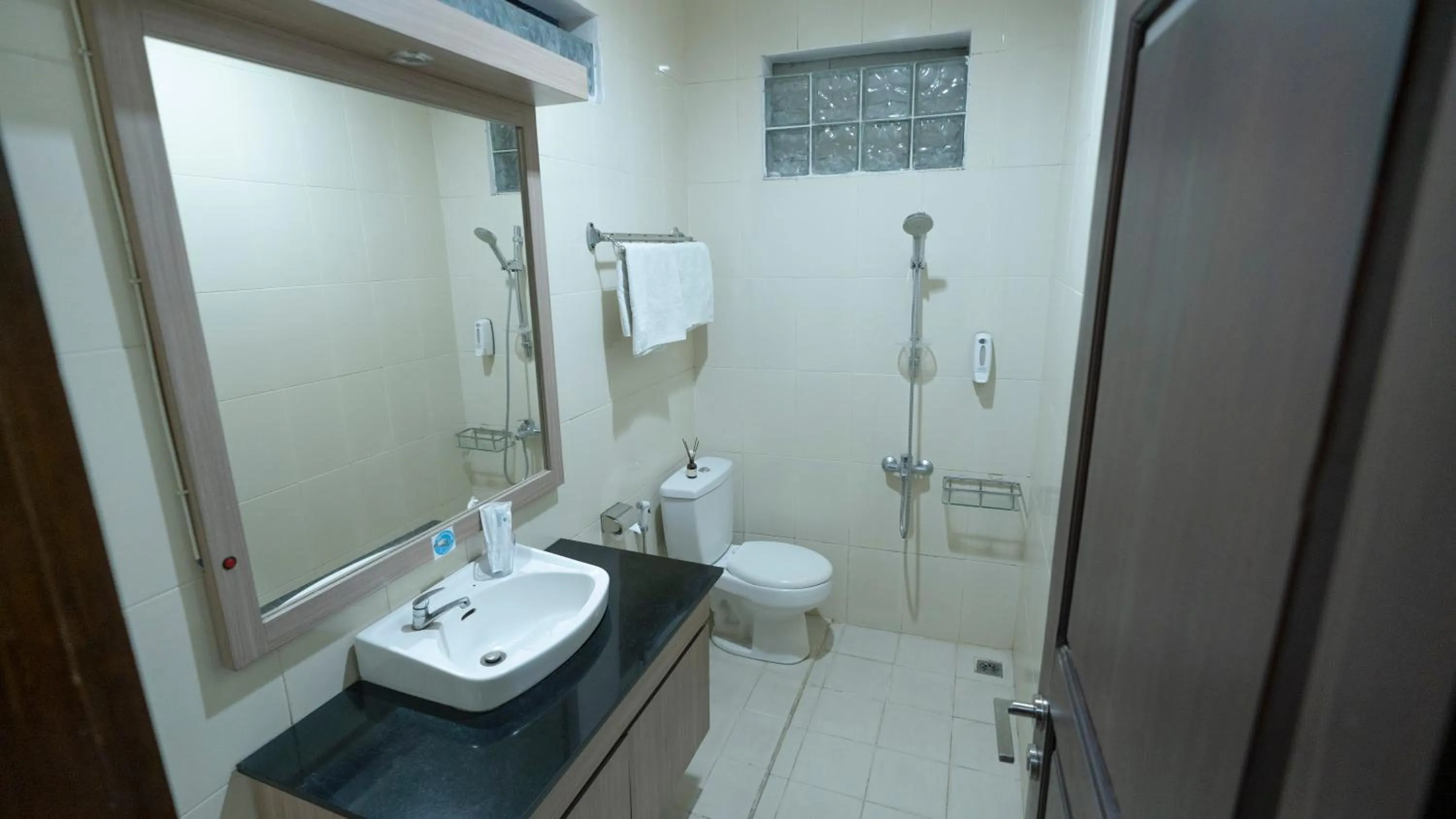 Aleyra Hotel and Villa's Garut