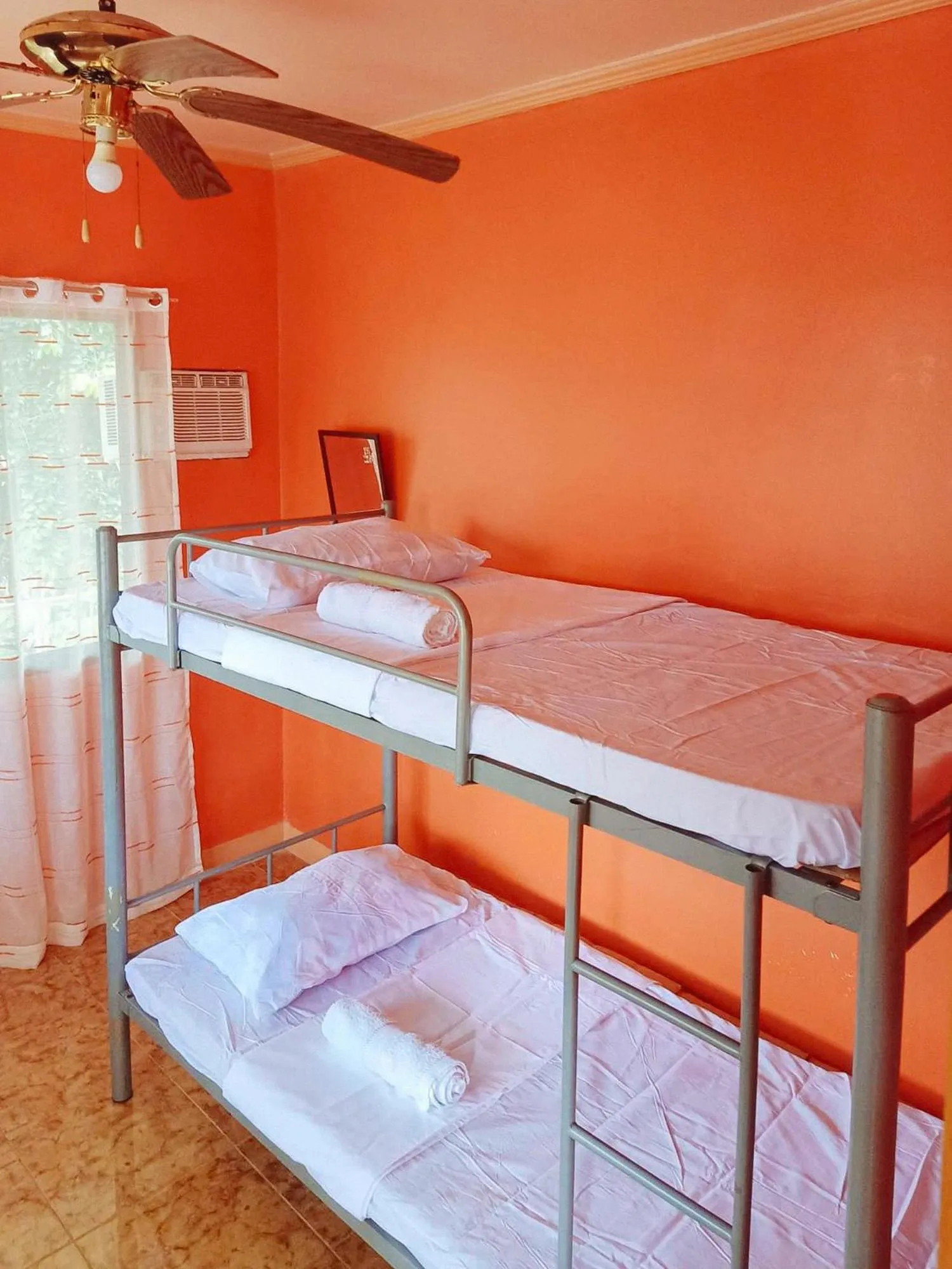 Bed in RedDoorz @ Garcia Hernandez Bohol