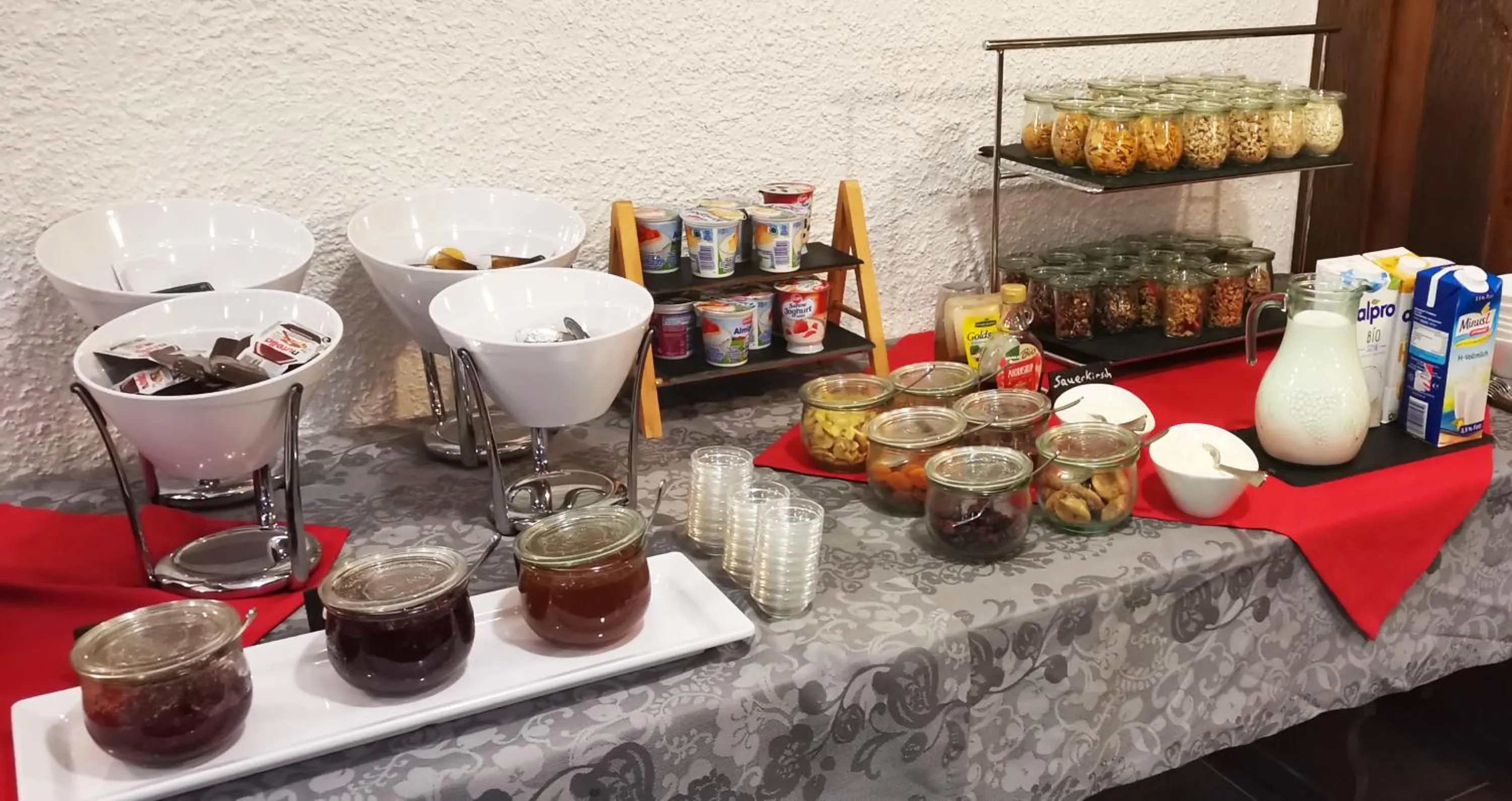 Food and drinks in Hotel Kreuz Höhengasthof