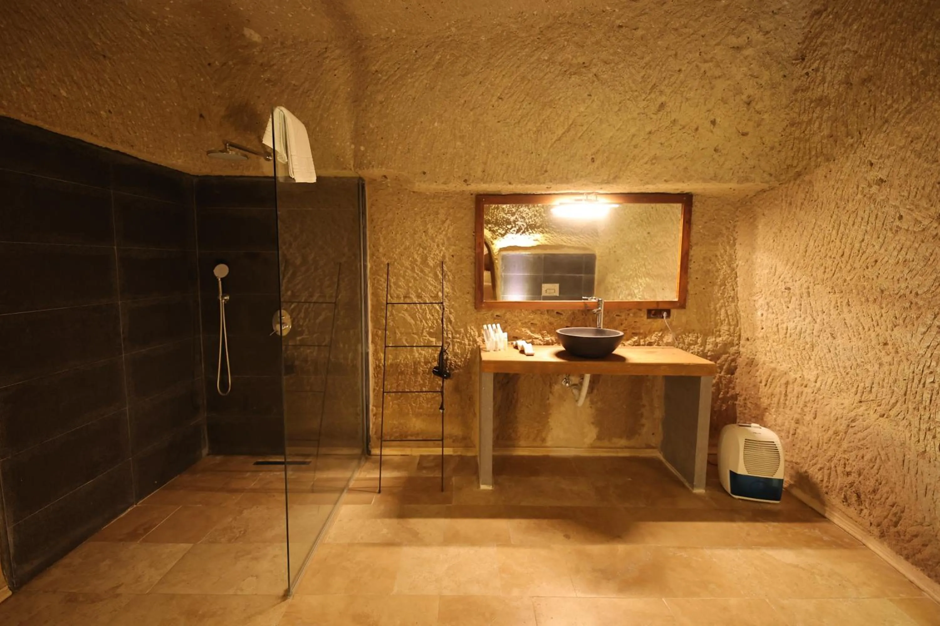 Shower in Alice in Cappadocia