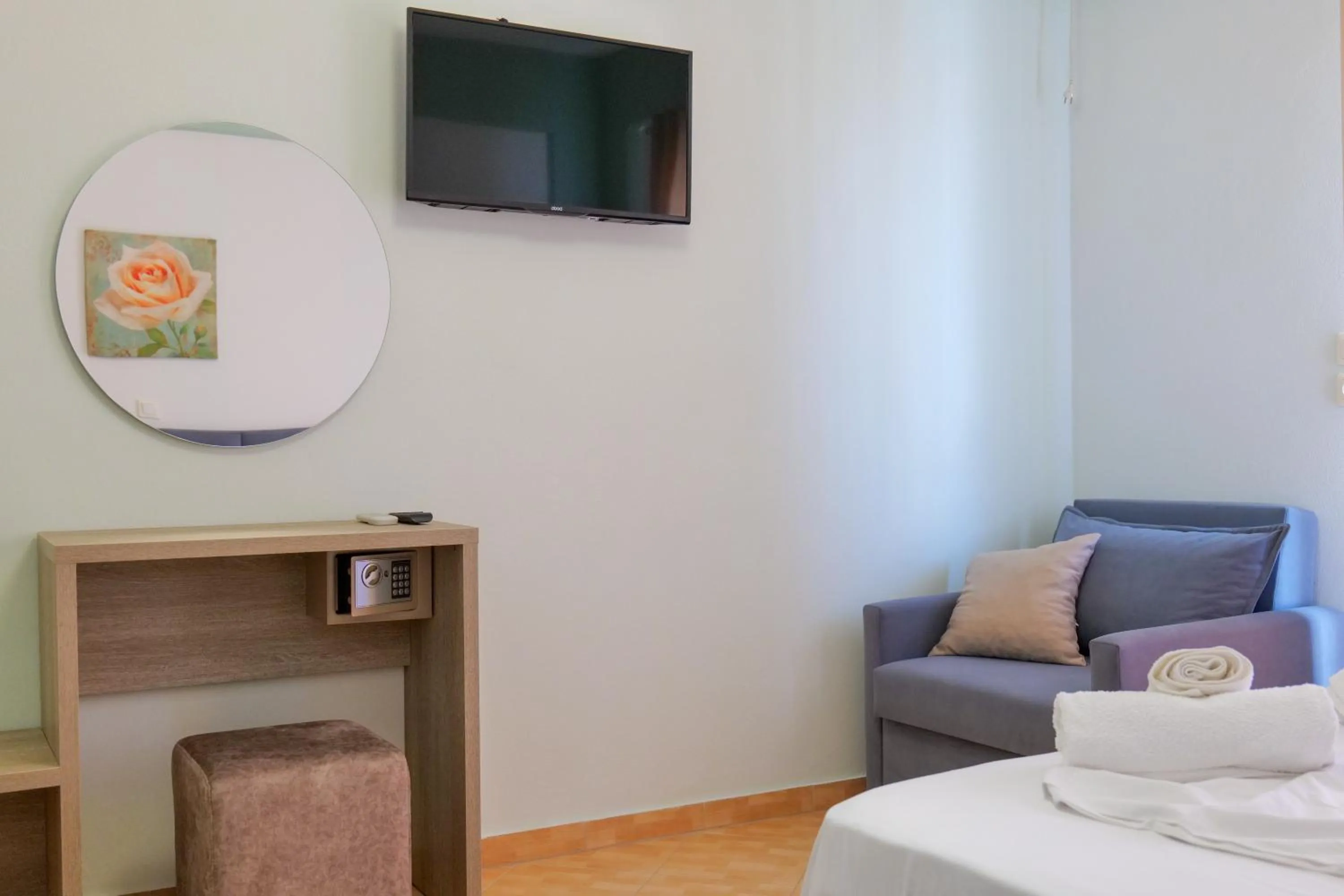 TV and multimedia, Bed in Hotel Driloni