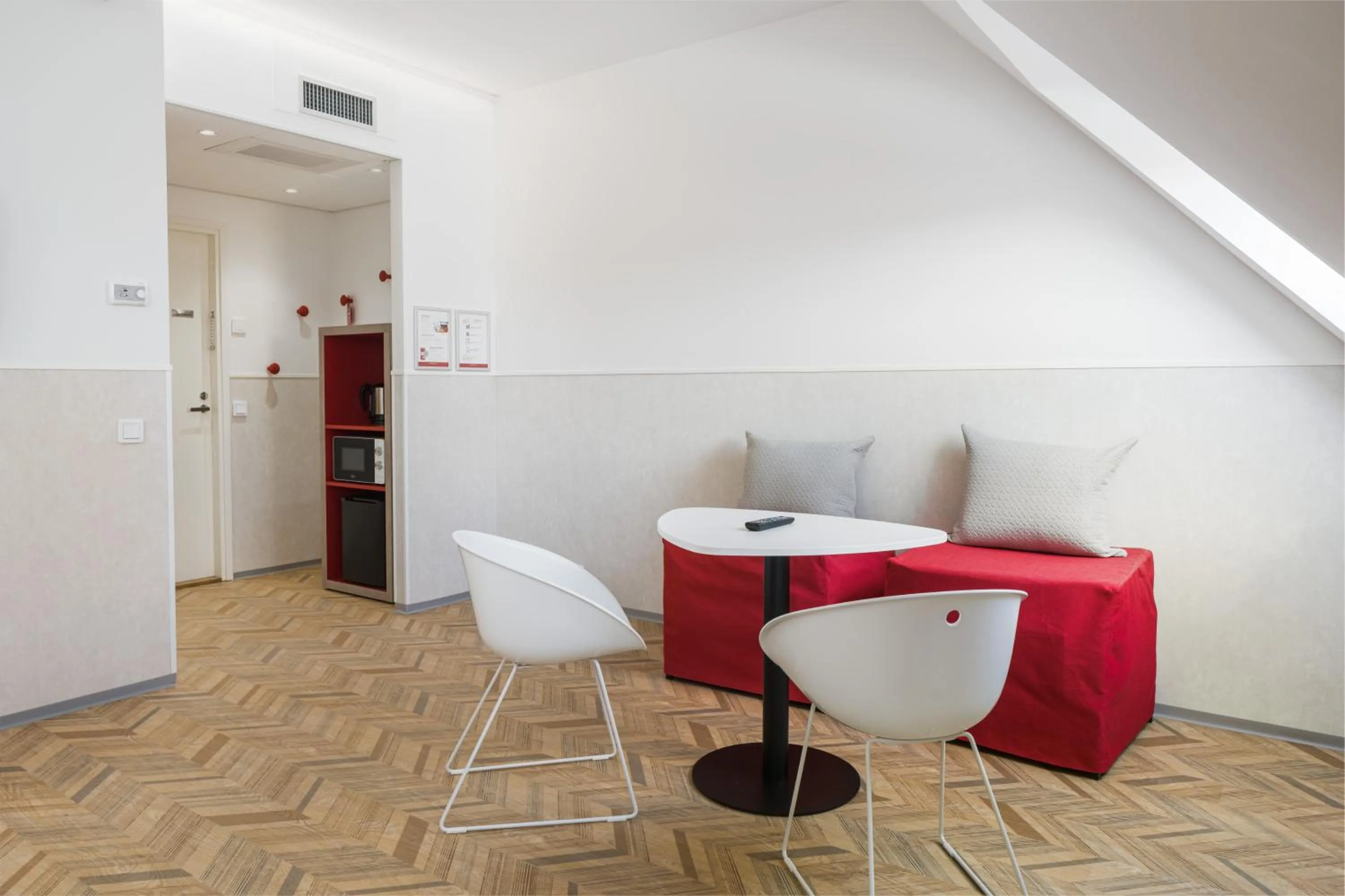 Living room in Omena Hotel Turku Kauppiaskatu