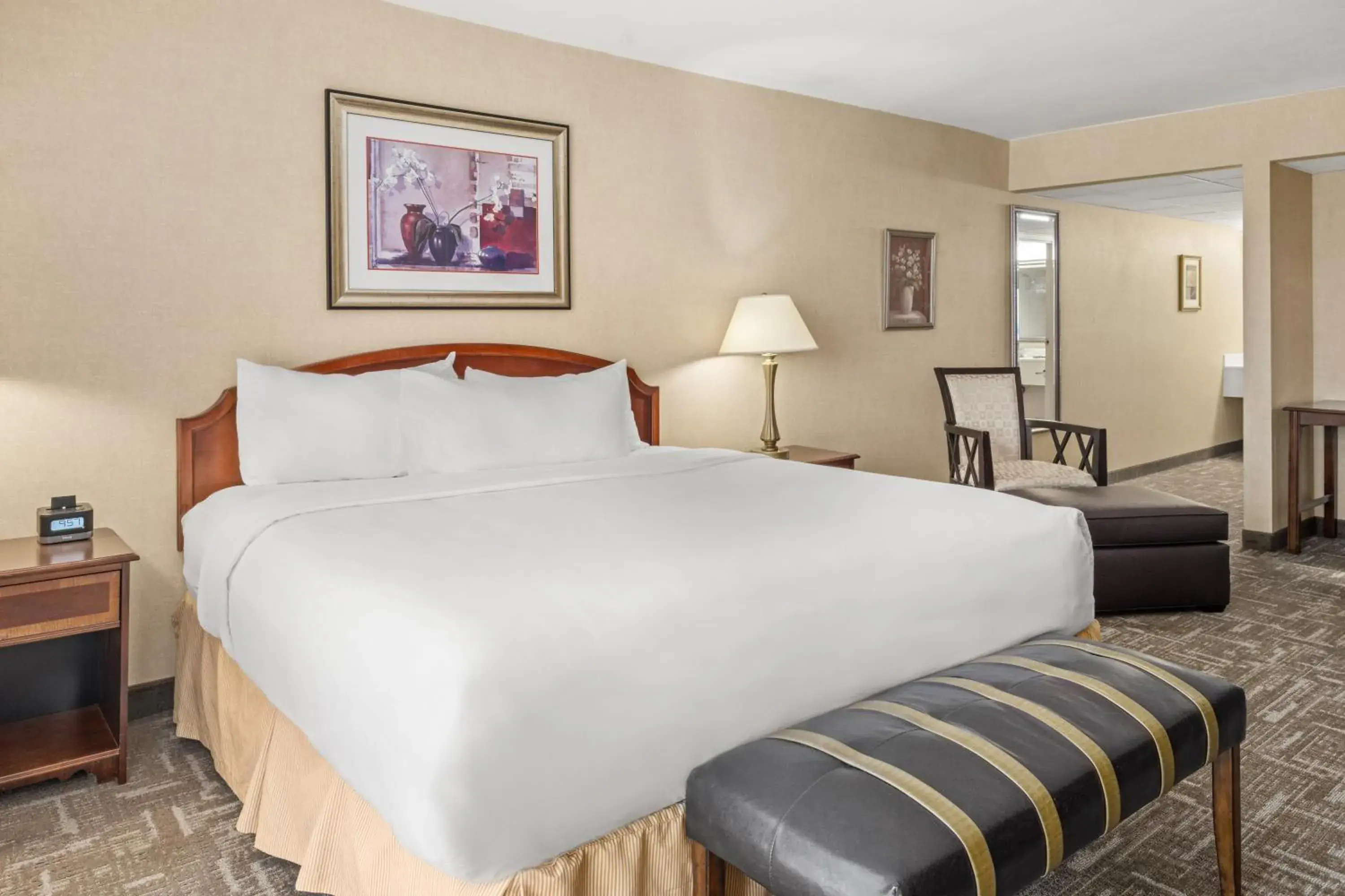 Suite with Hot Tub in Montana Trailhead Inn Suite with Hot Tub in Montana Trailhead Inn