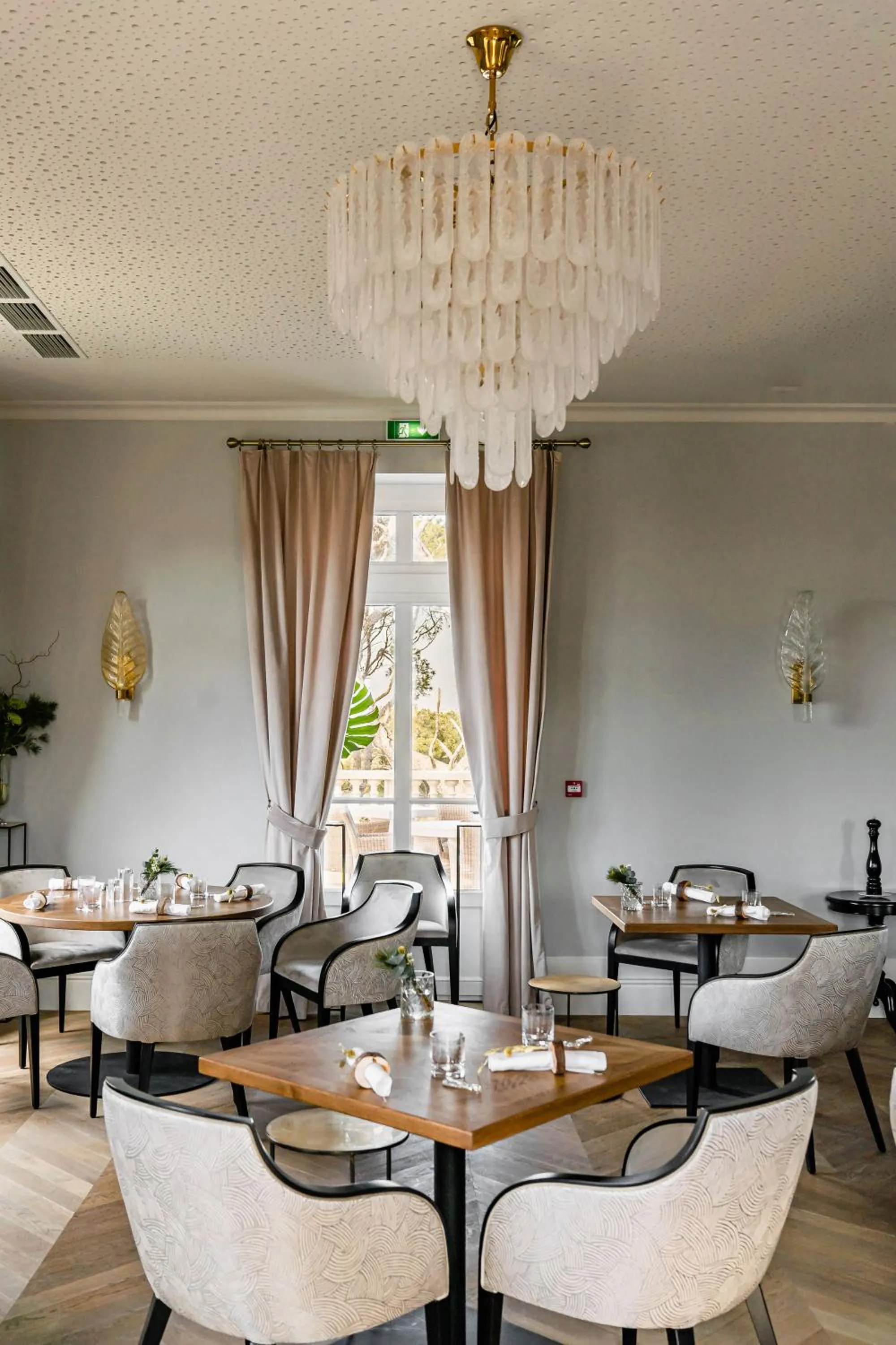 Restaurant/places to eat in Château Capitoul