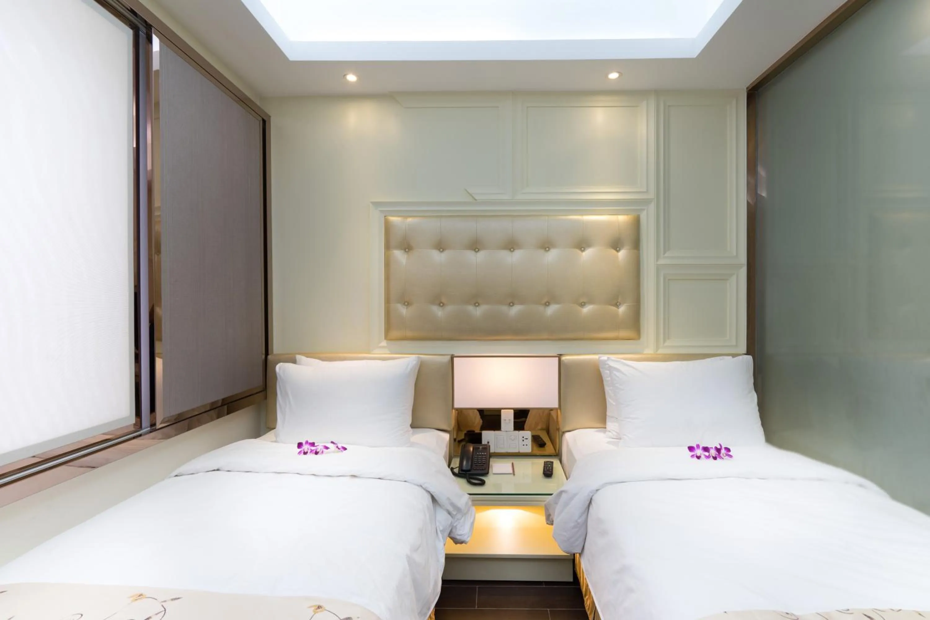 Bedroom, Bed in Empress Hotel Ho Chi Minh City