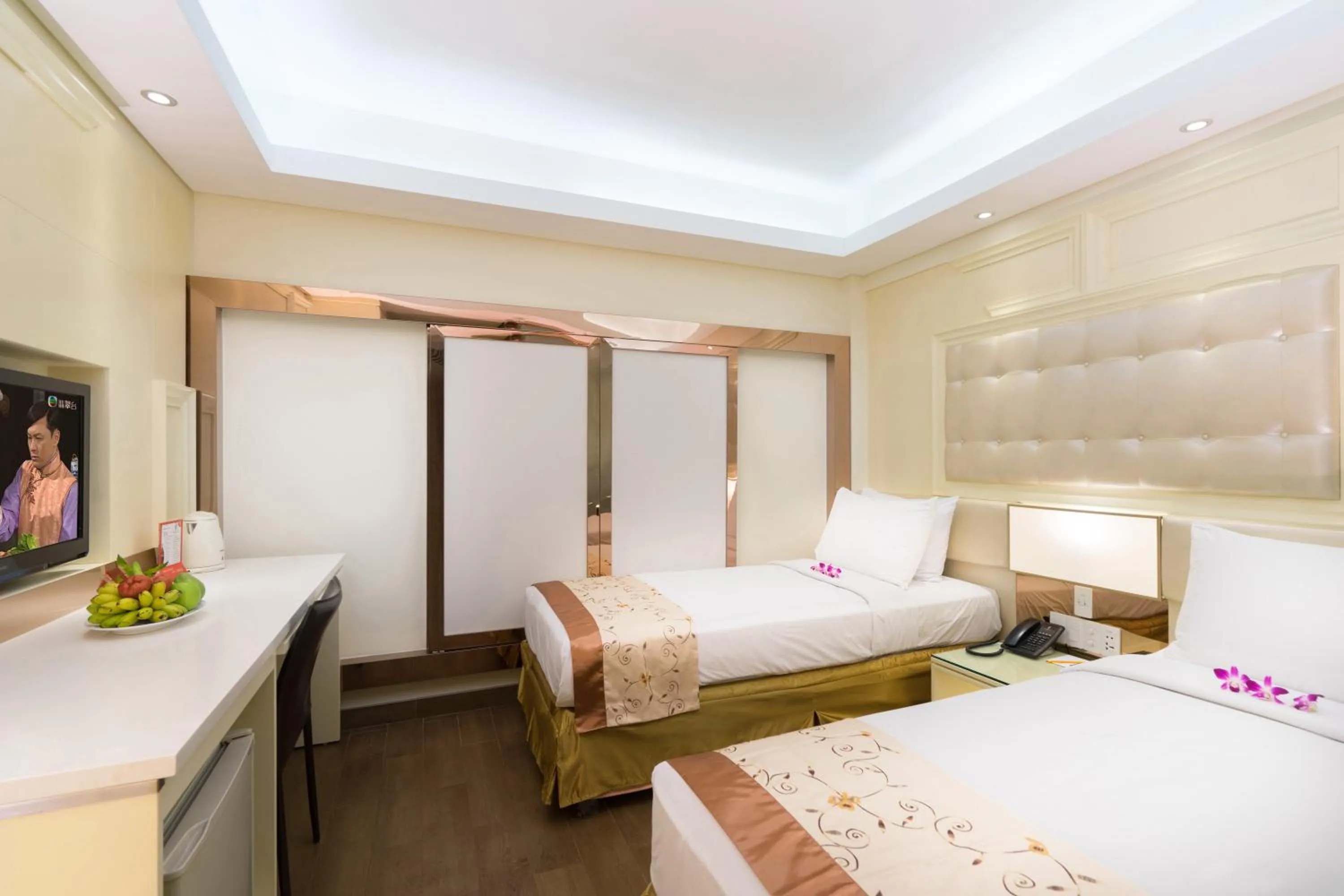 Bedroom, Bed in Empress Hotel Ho Chi Minh City