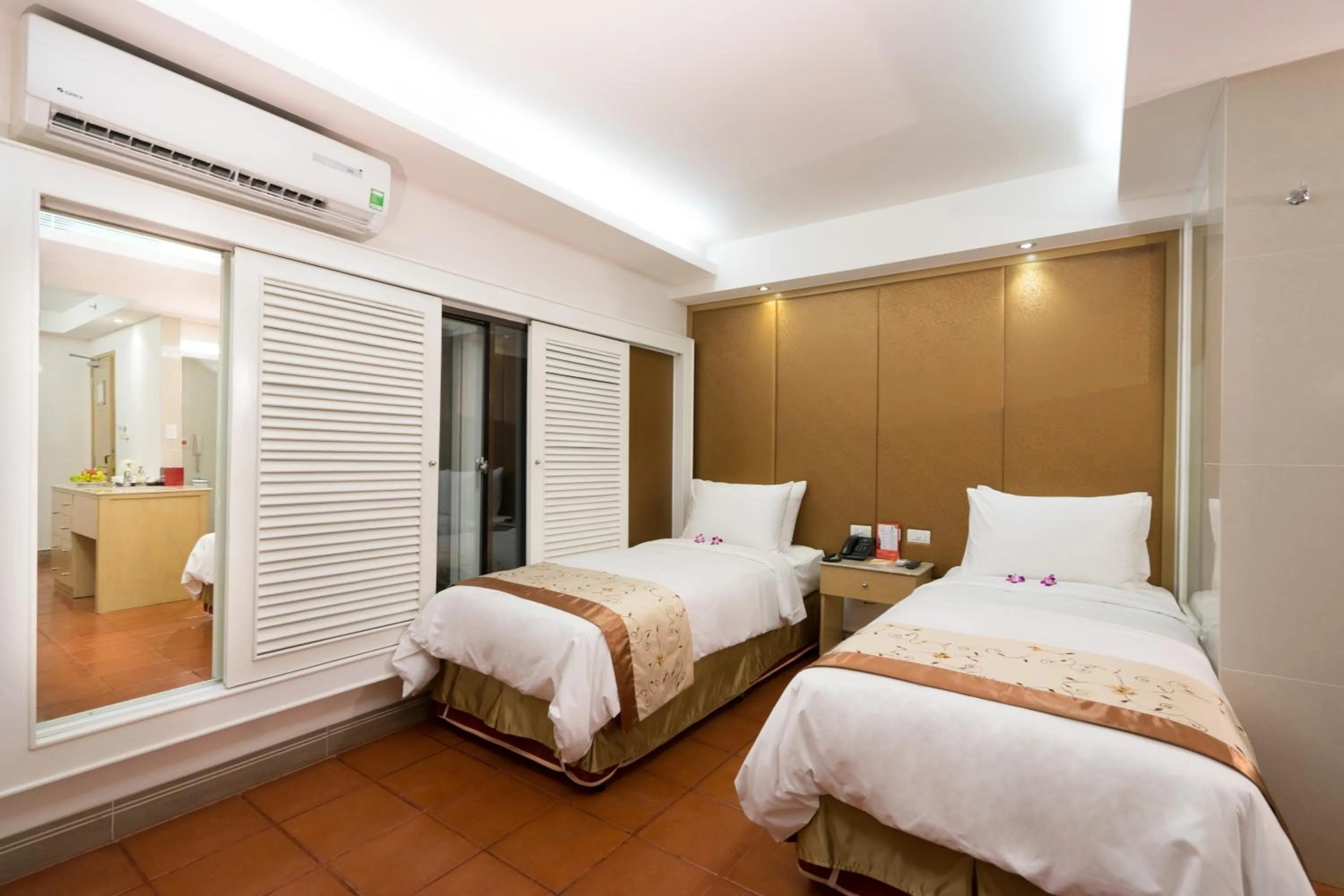 Bedroom, Bed in Empress Hotel Ho Chi Minh City