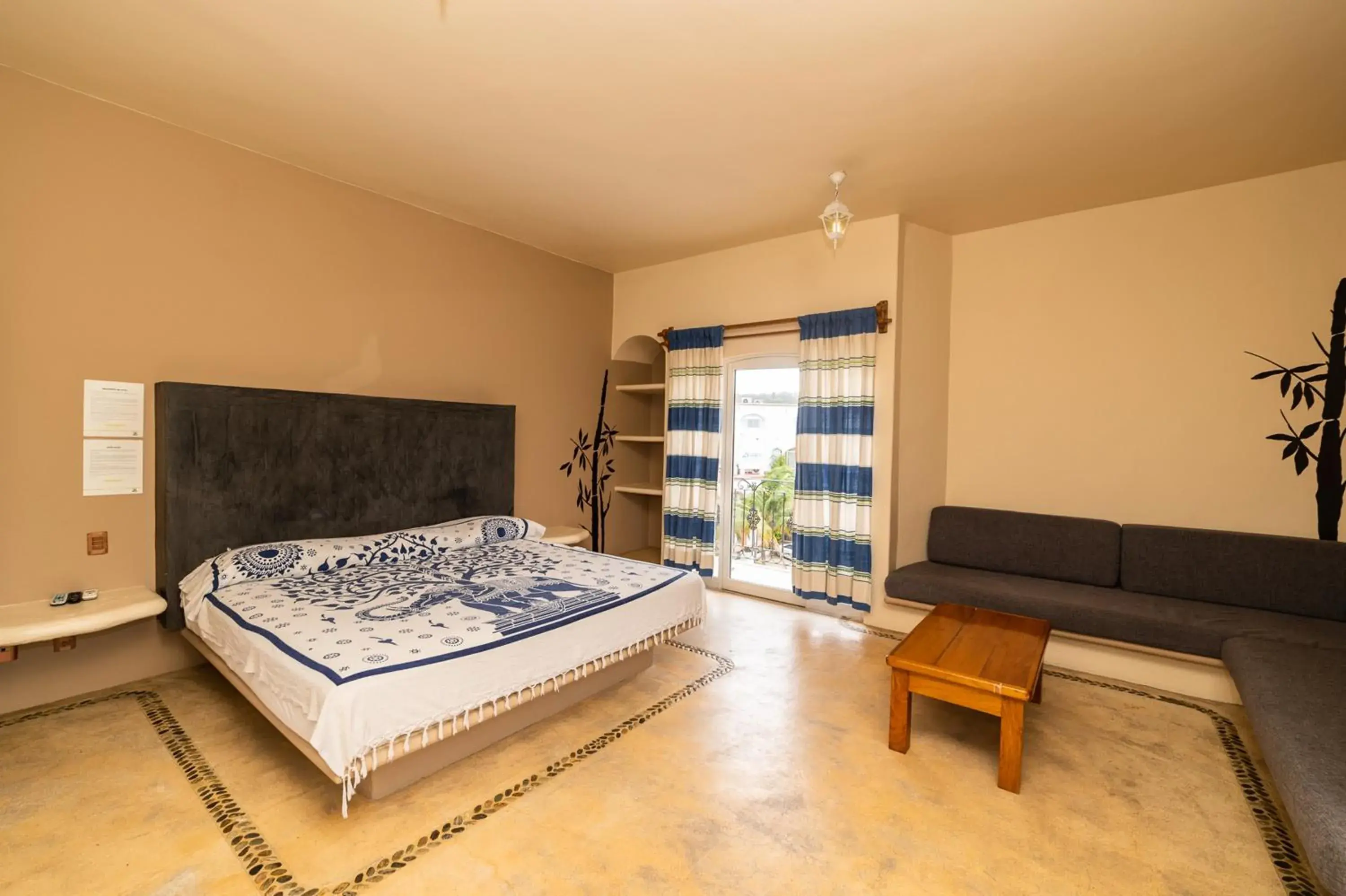 Deluxe Queen Room in Hotel Om Huatulco Deluxe Queen Room in Hotel Om Huatulco