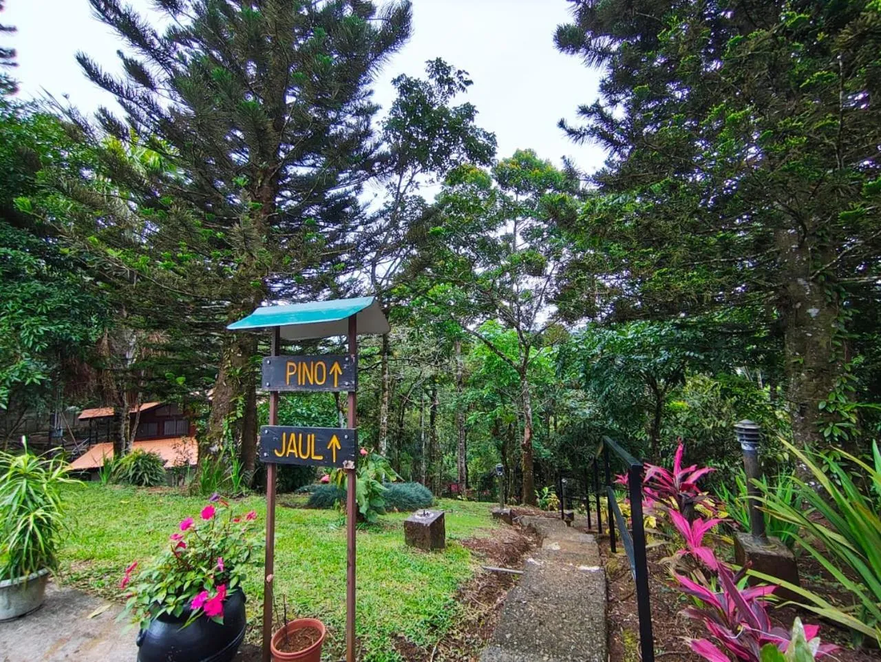 Property building in Ávita Lodge