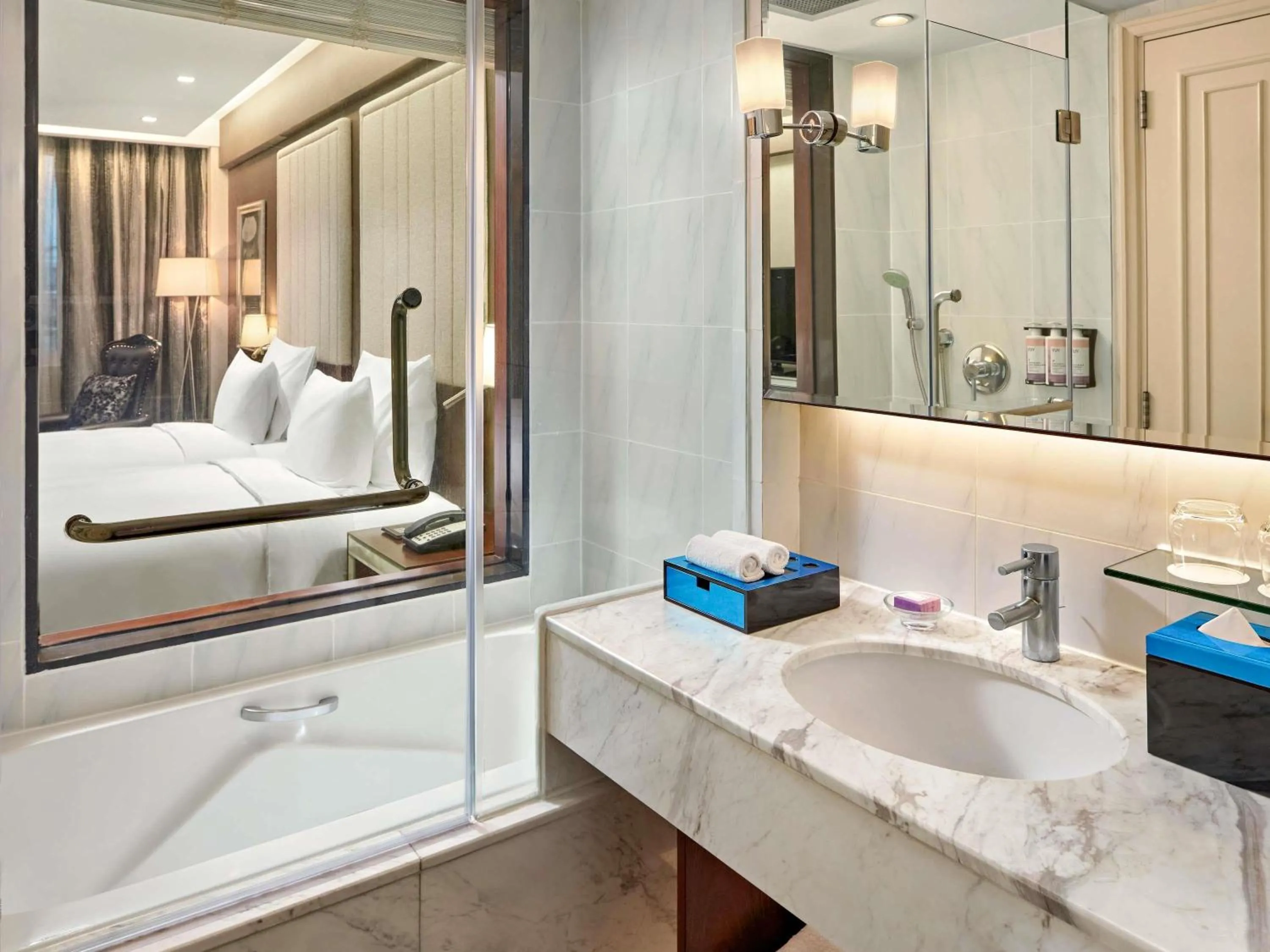 Bedroom in Mövenpick Hotel Hanoi Centre