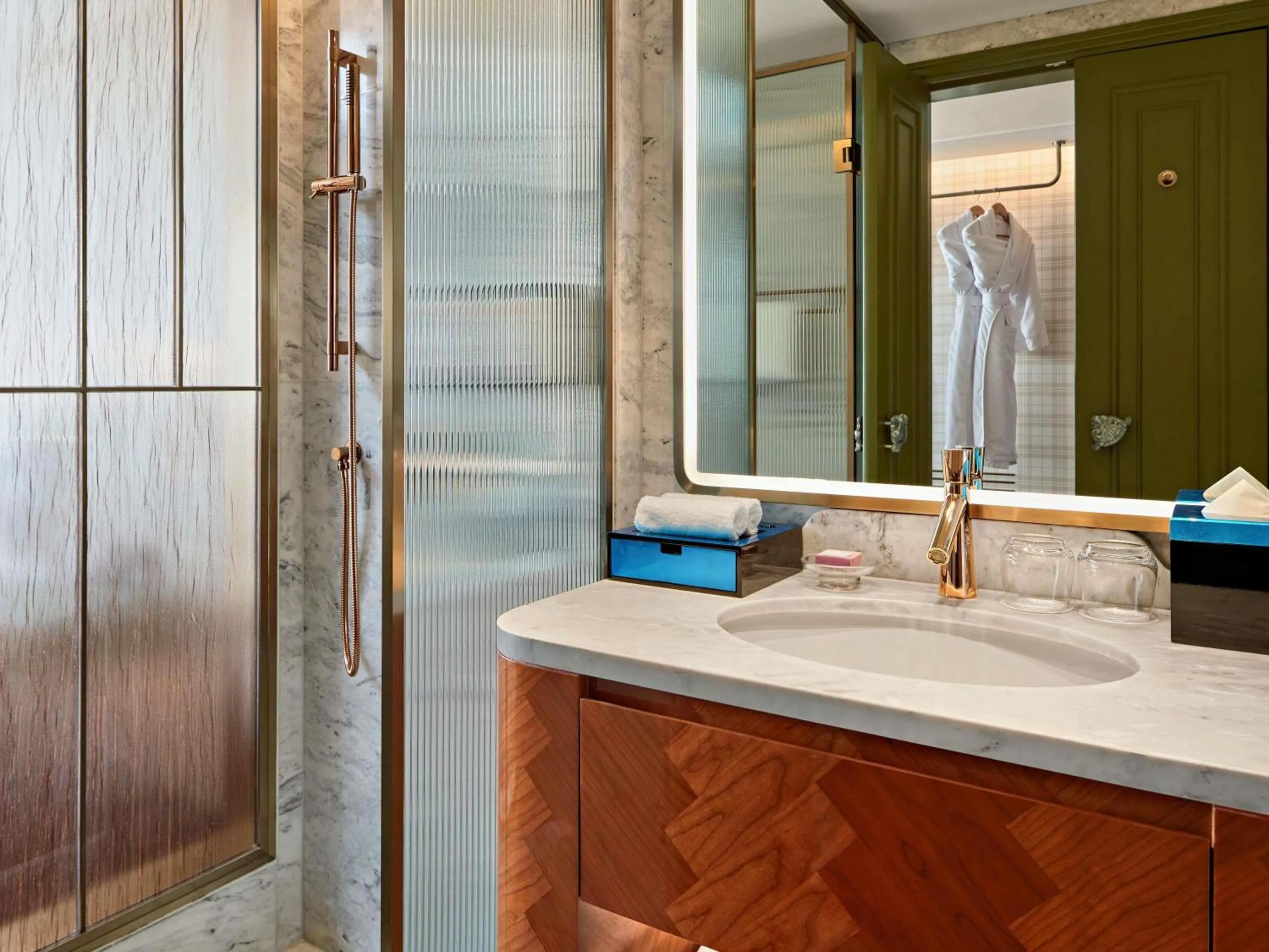 Bedroom in Mövenpick Hotel Hanoi Centre