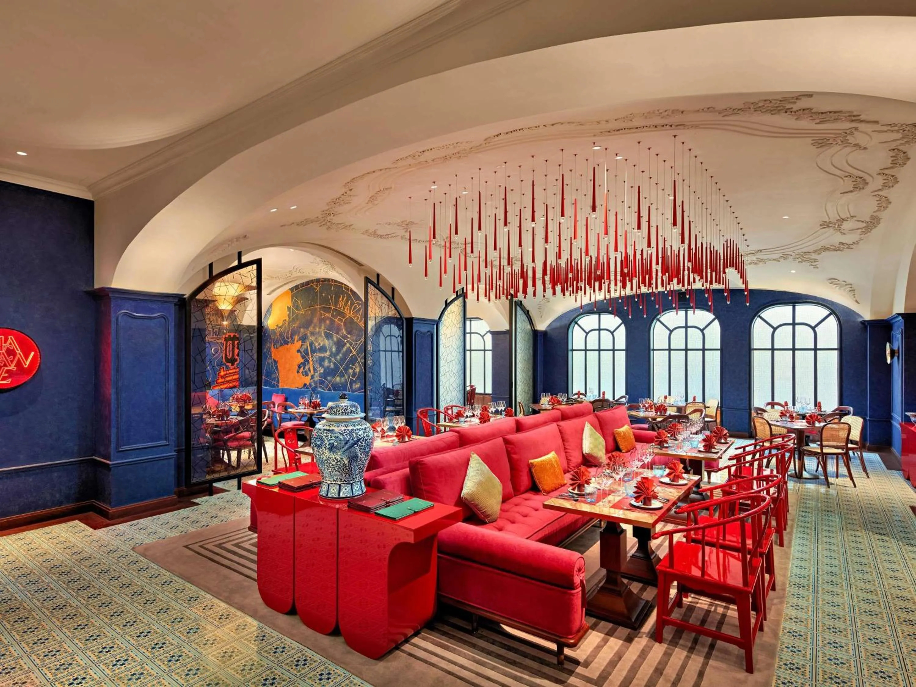 Restaurant/places to eat in Mövenpick Hotel Hanoi Centre