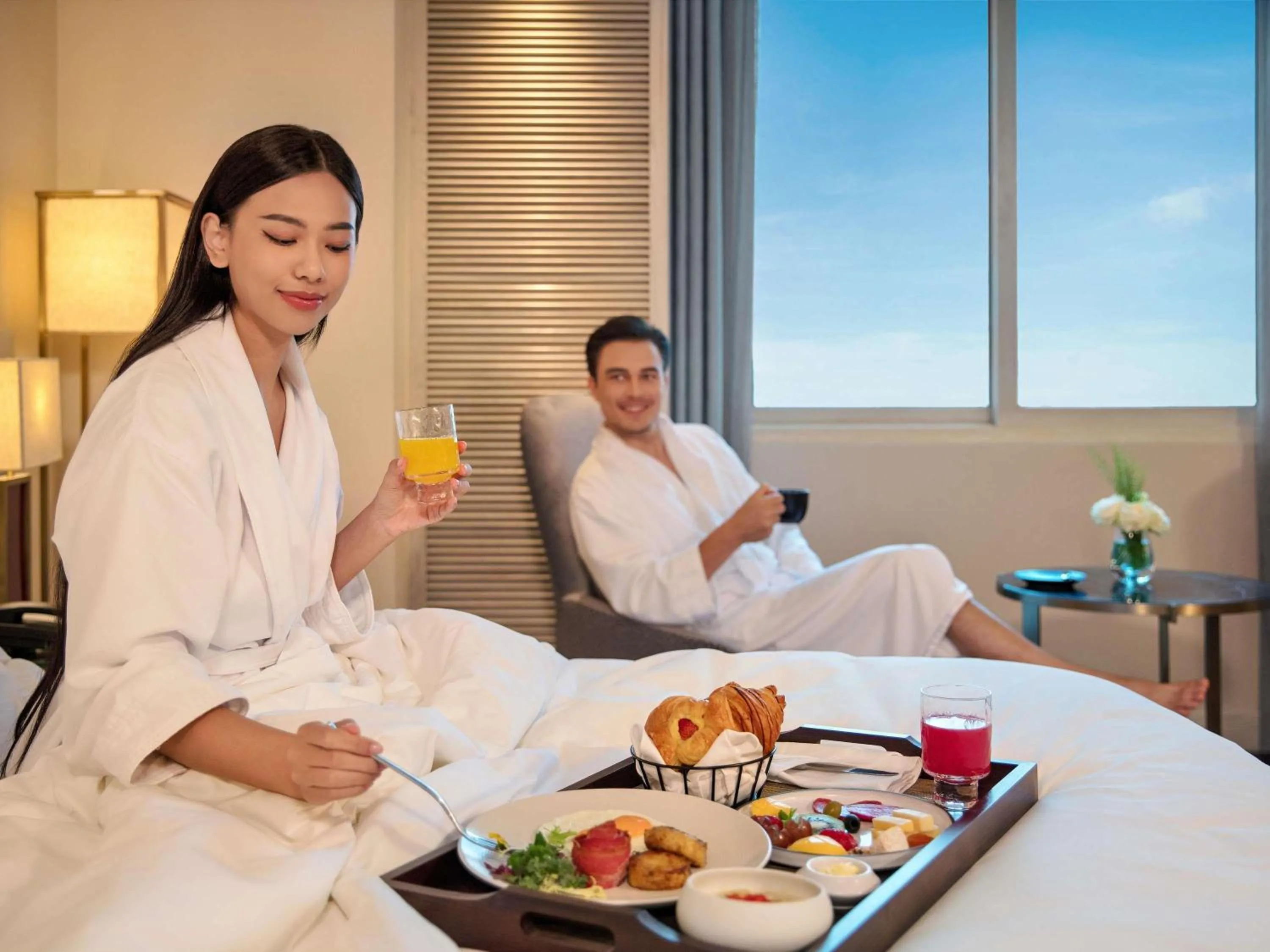 Bedroom in Mövenpick Hotel Hanoi Centre