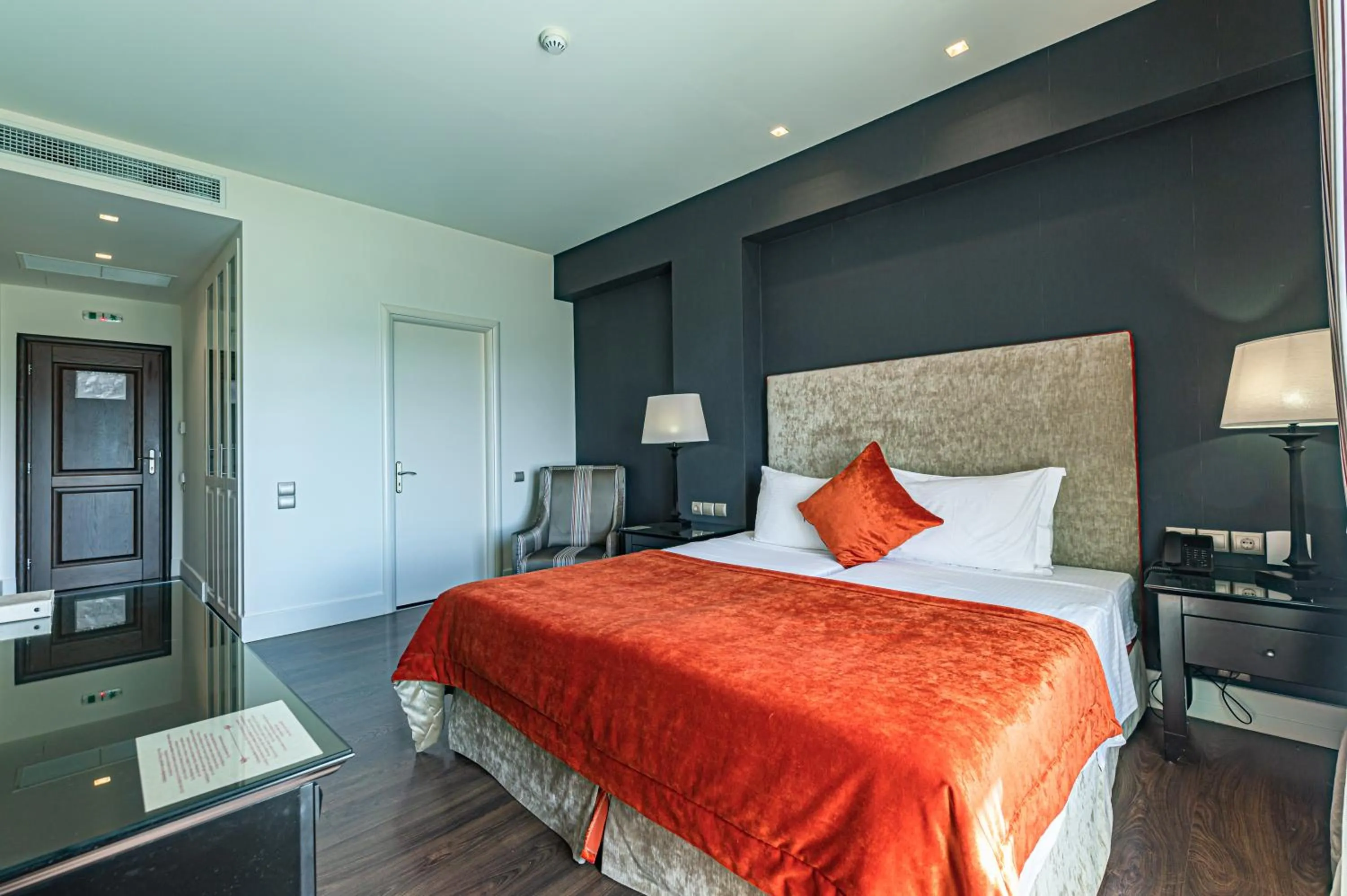 Photo of the whole room, Bed in Nymfasia Resort