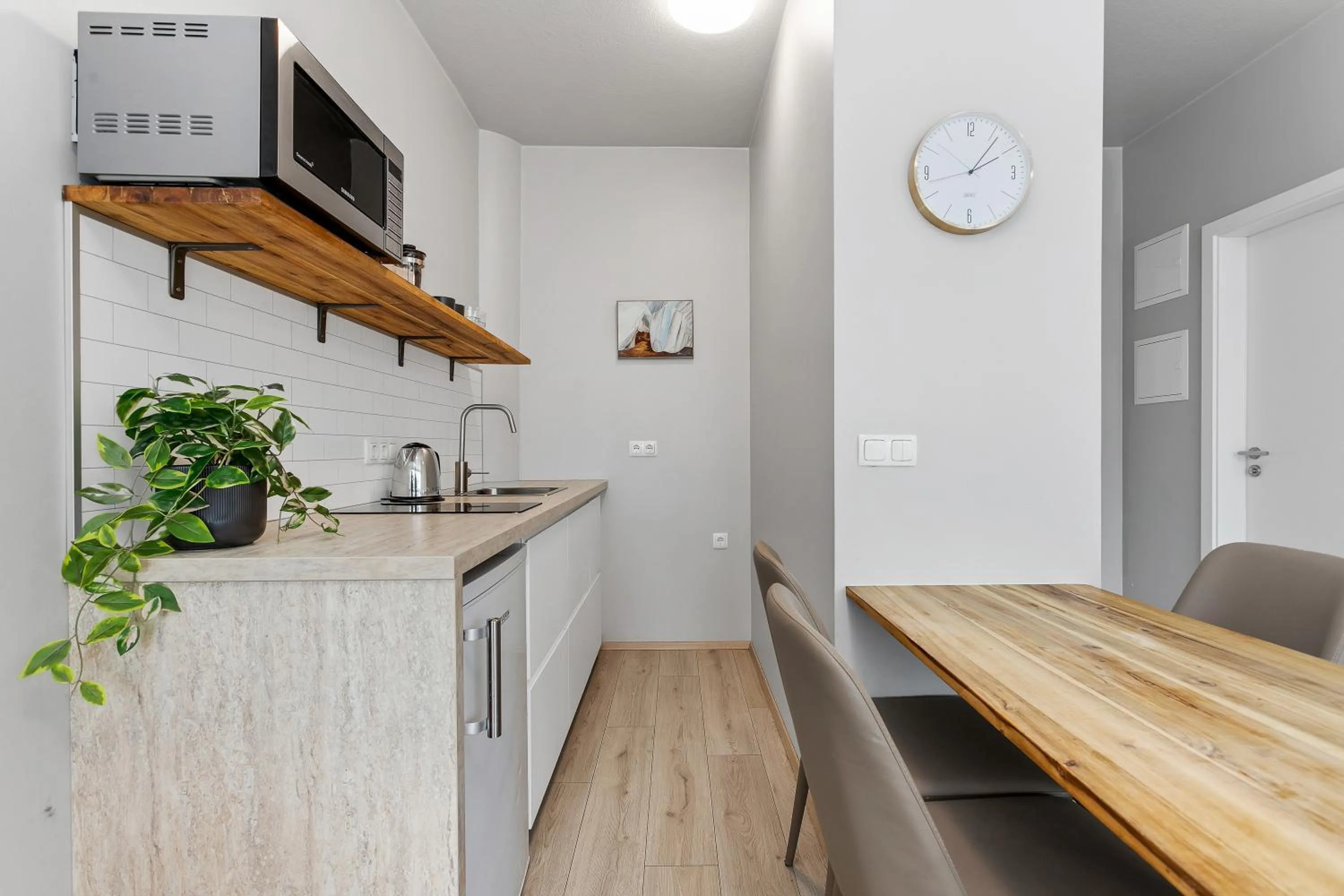 Kitchen or kitchenette in Iceland Comfort Apartments by Heimaleiga