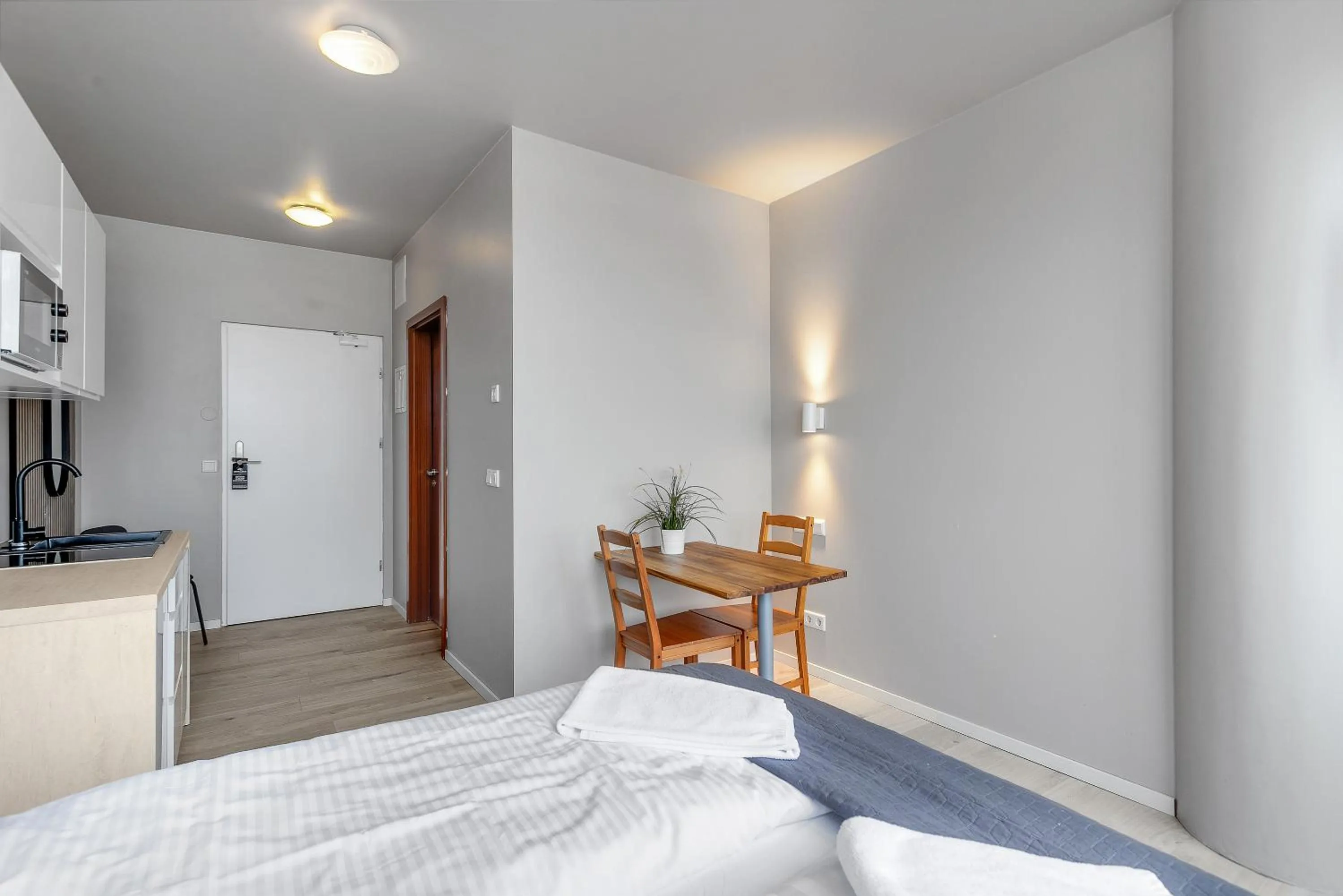 Facade/entrance, Bed in Iceland Comfort Apartments by Heimaleiga