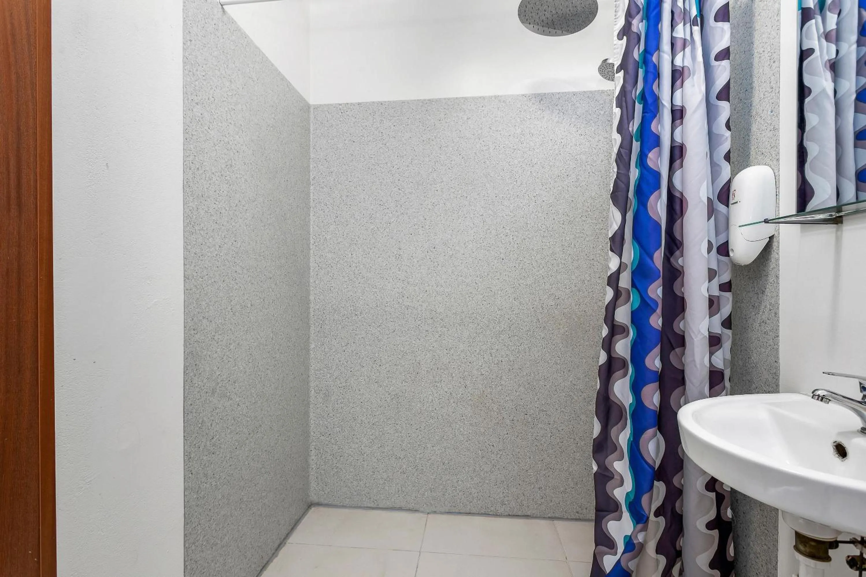 Shower in Iceland Comfort Apartments by Heimaleiga