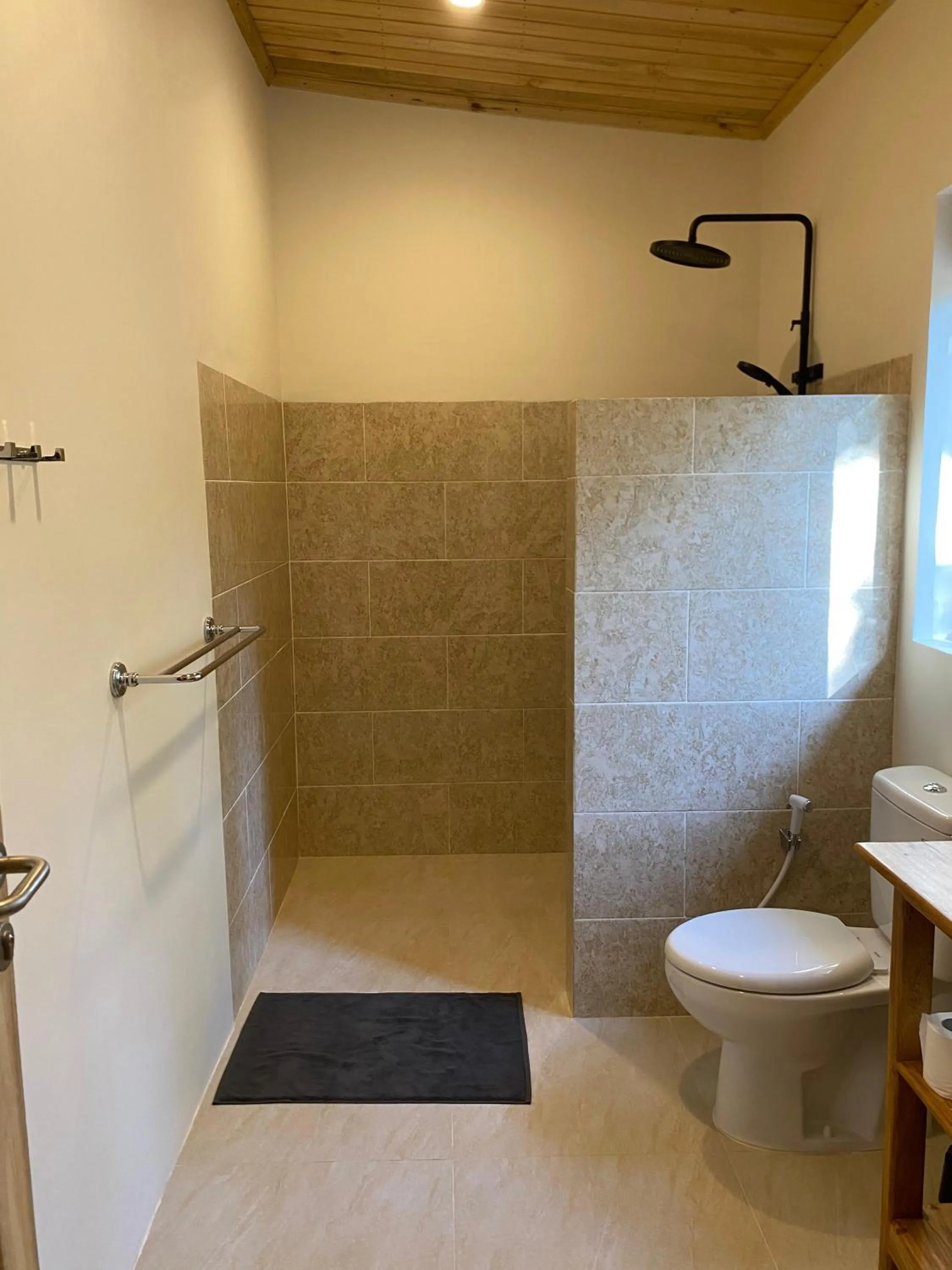 Shower in Akasha Beach Club