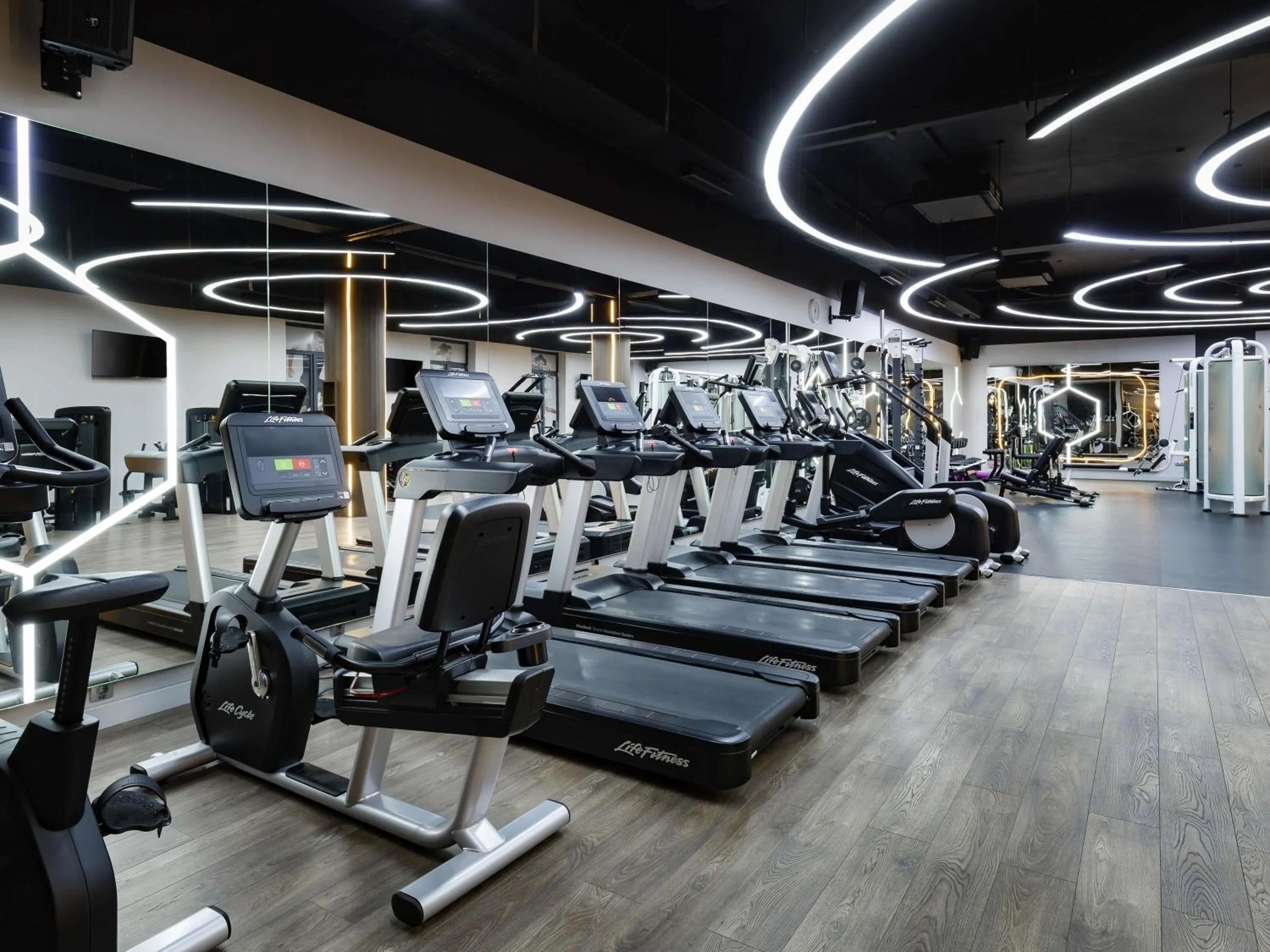Fitness centre/facilities in Mercure Tashkent South