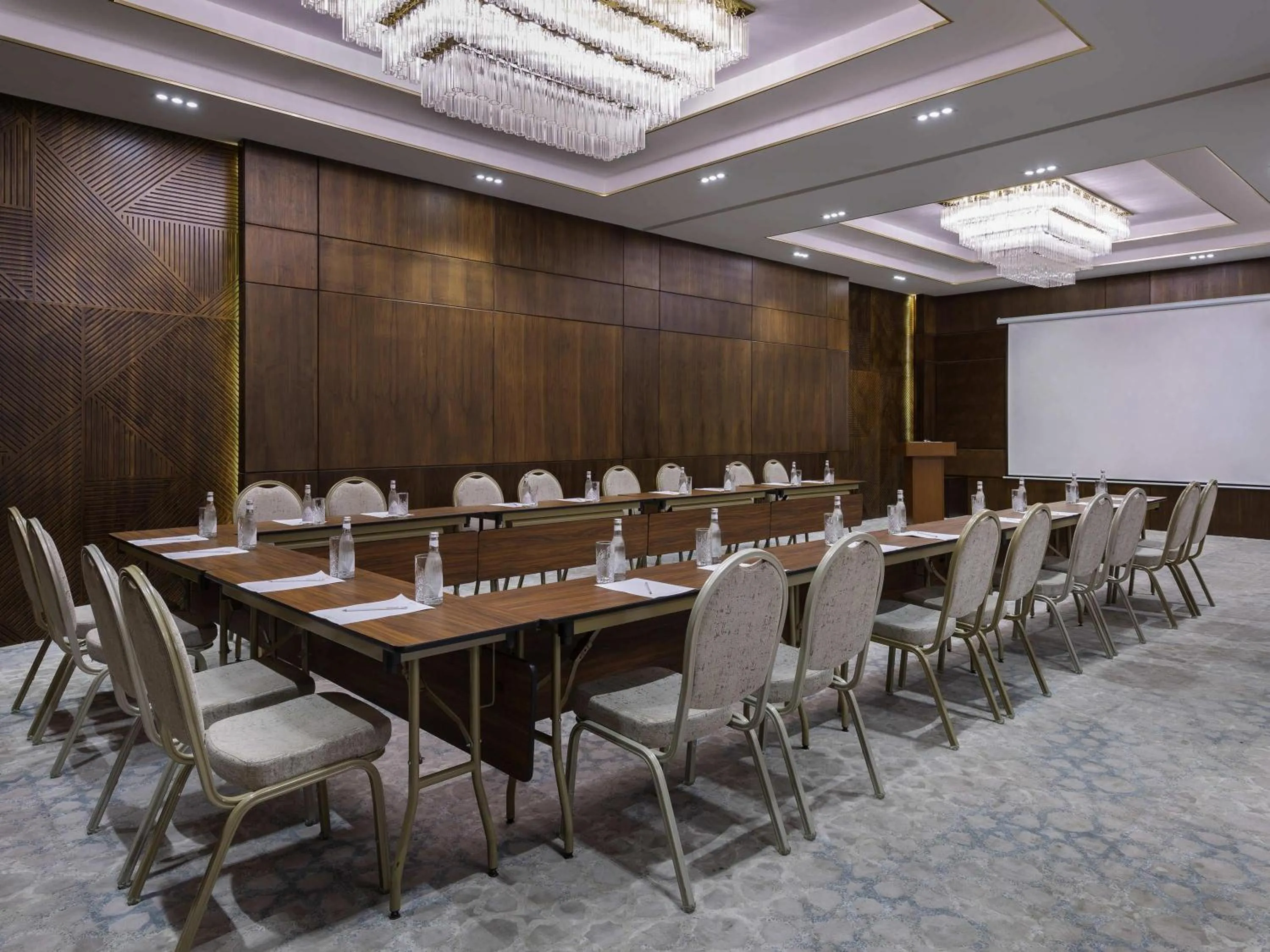 Meeting/conference room in Mercure Tashkent South