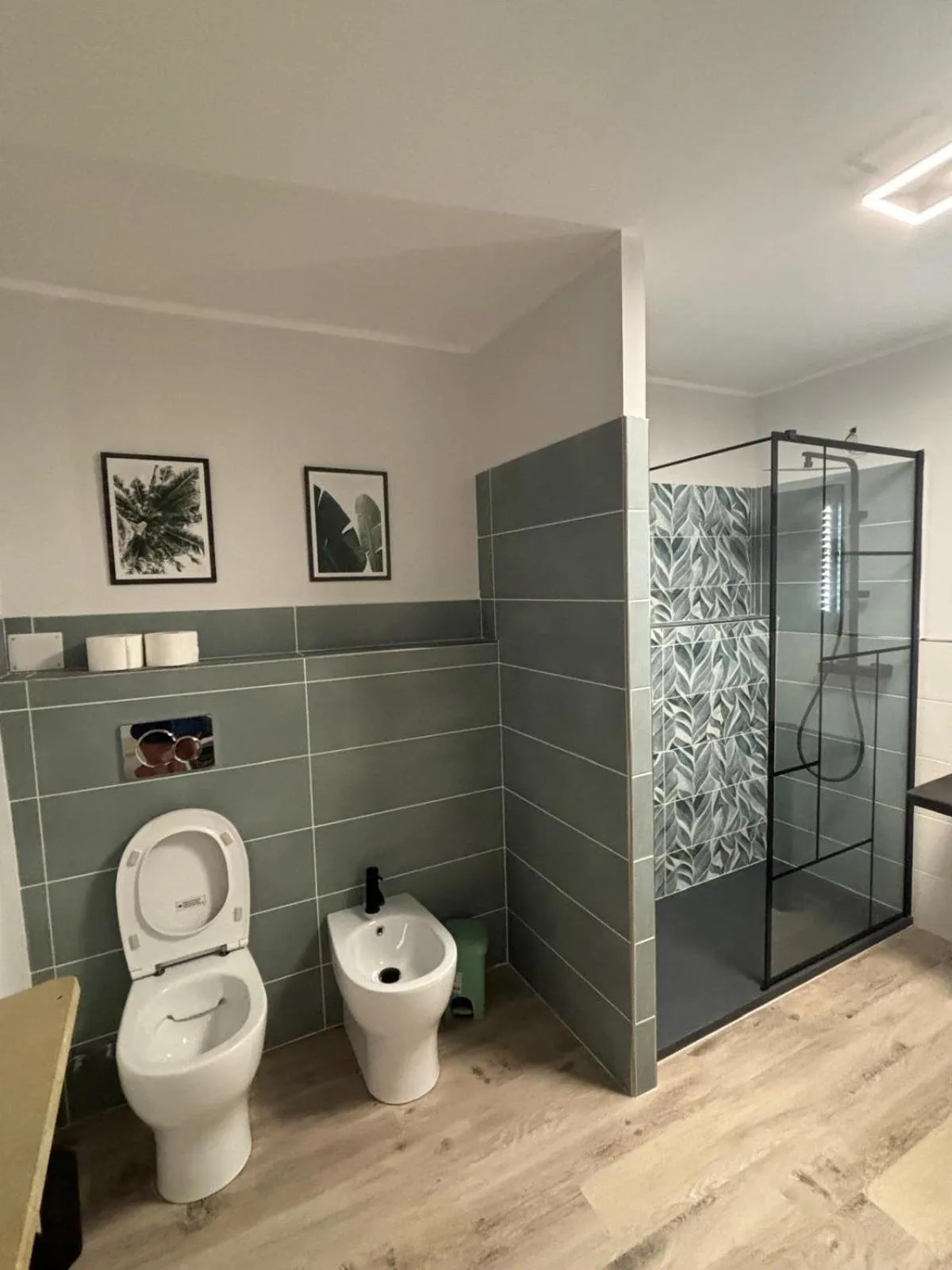 Shower in Agriturismo B&B La Cerasa