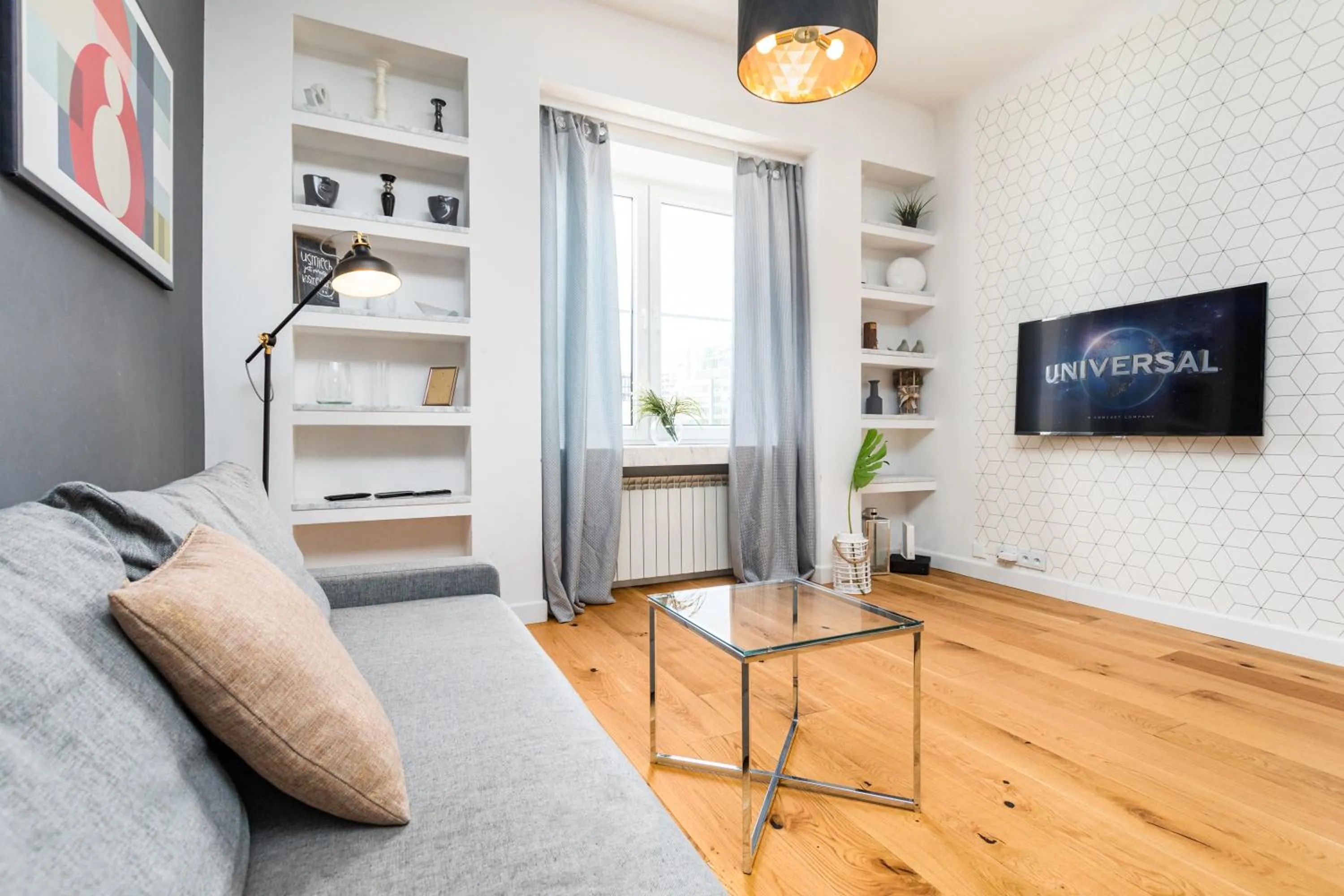 TV and multimedia in Apartament One by Your Freedom