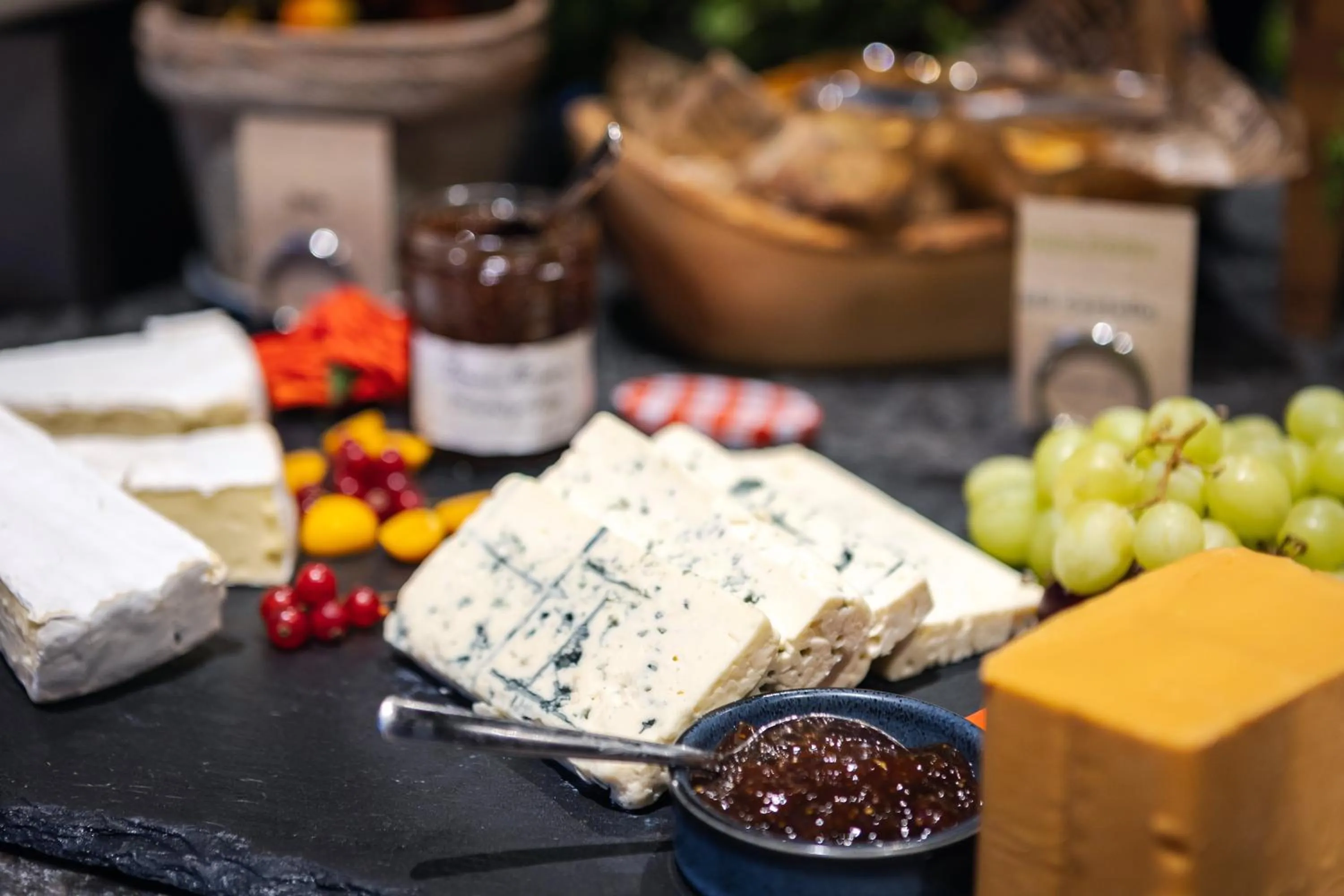 Restaurant/places to eat in Quality Hotel Hasle Linie