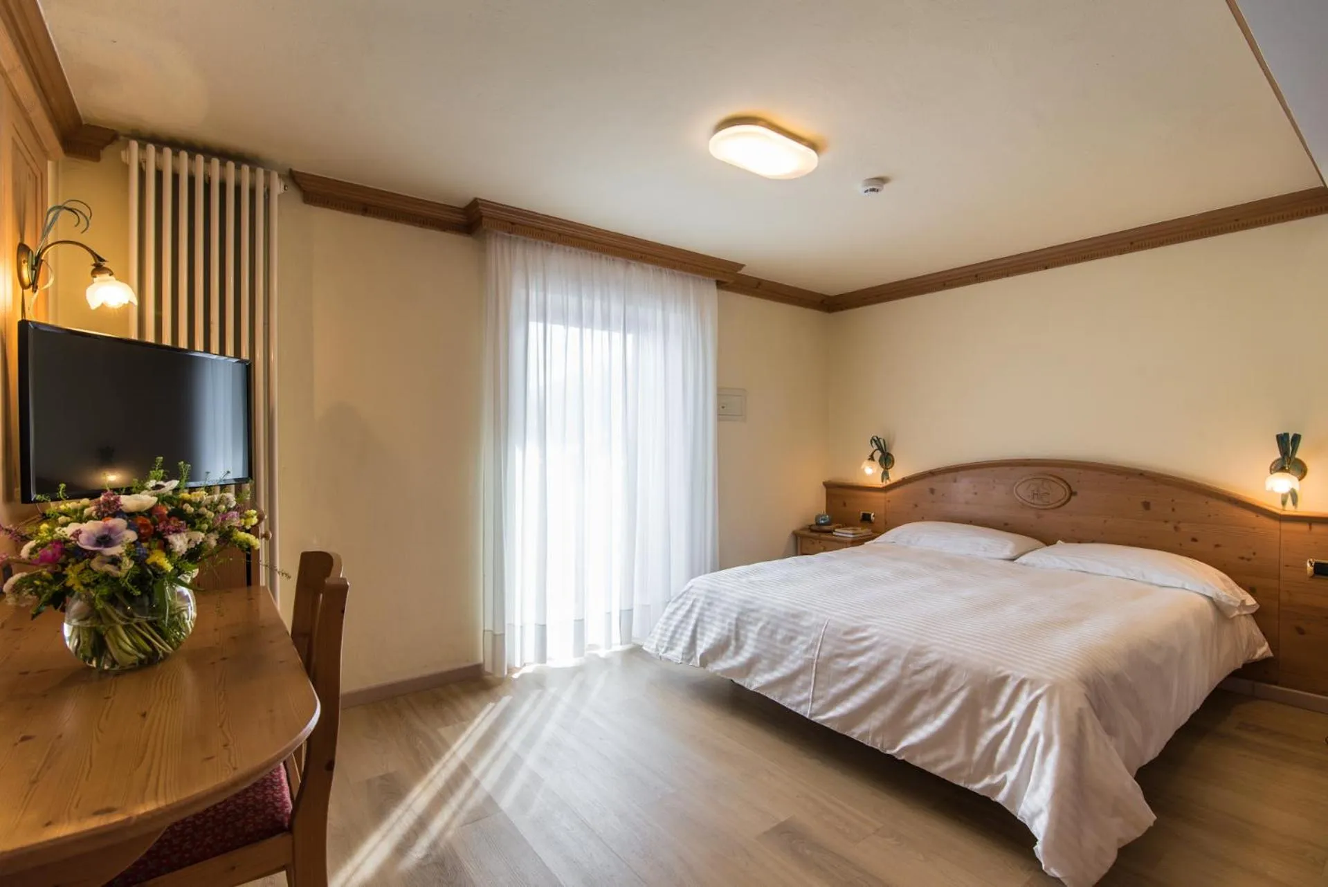 Triple Room with Balcony in Hotel Colfosco