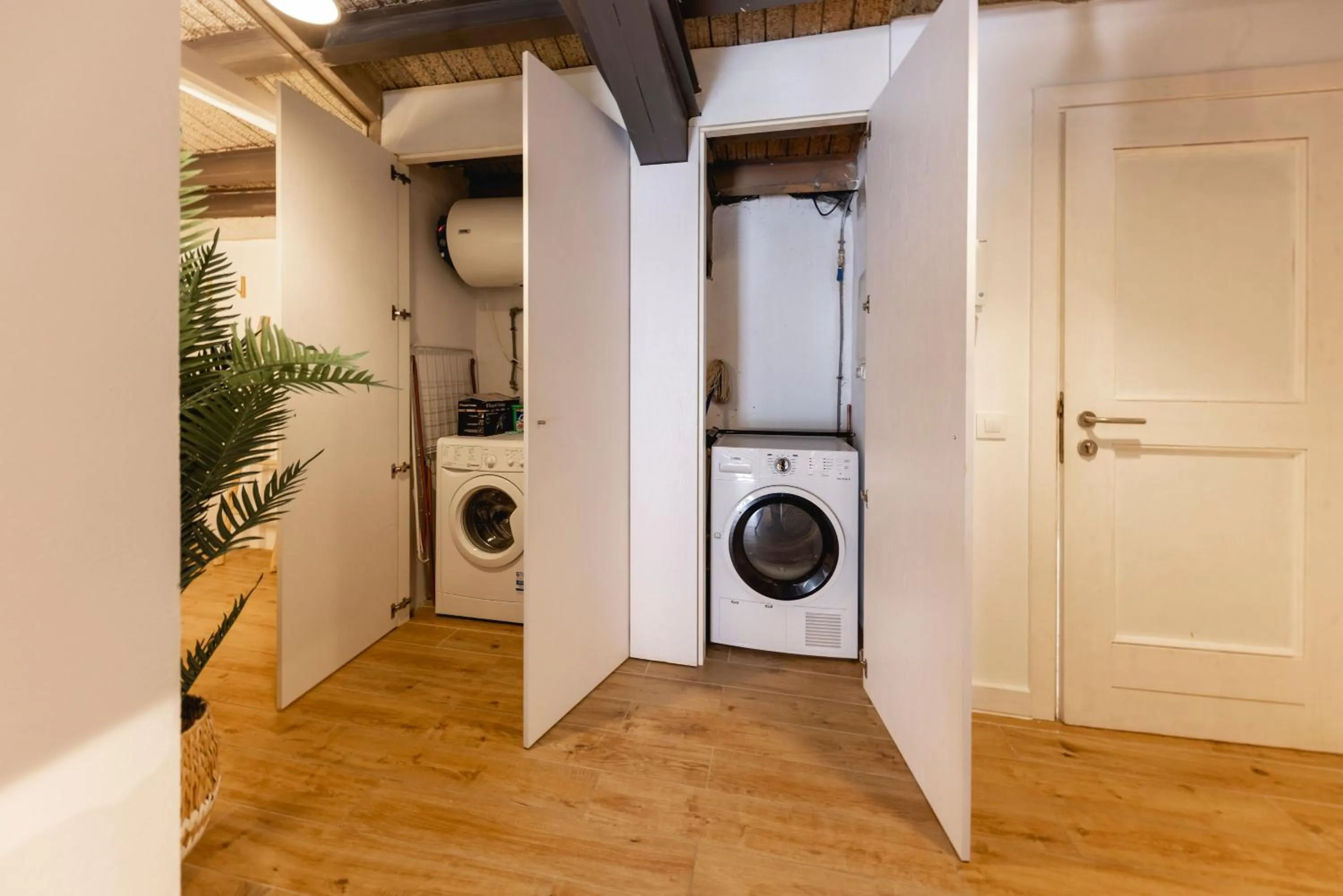 Bathroom in Bravissimo Plaça del Vi, Design Penthouse