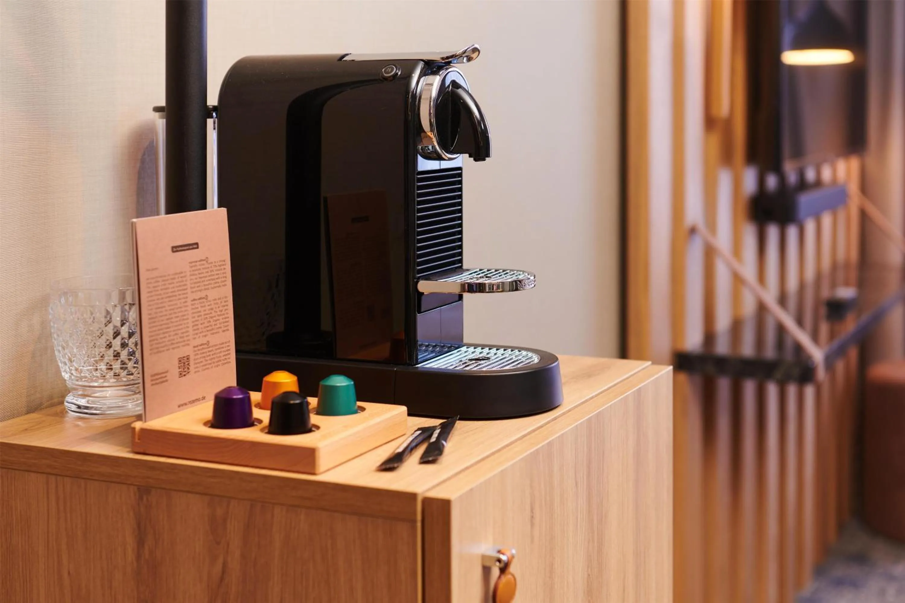 Bedroom in Me and All Hotel Ulm, by Hyatt