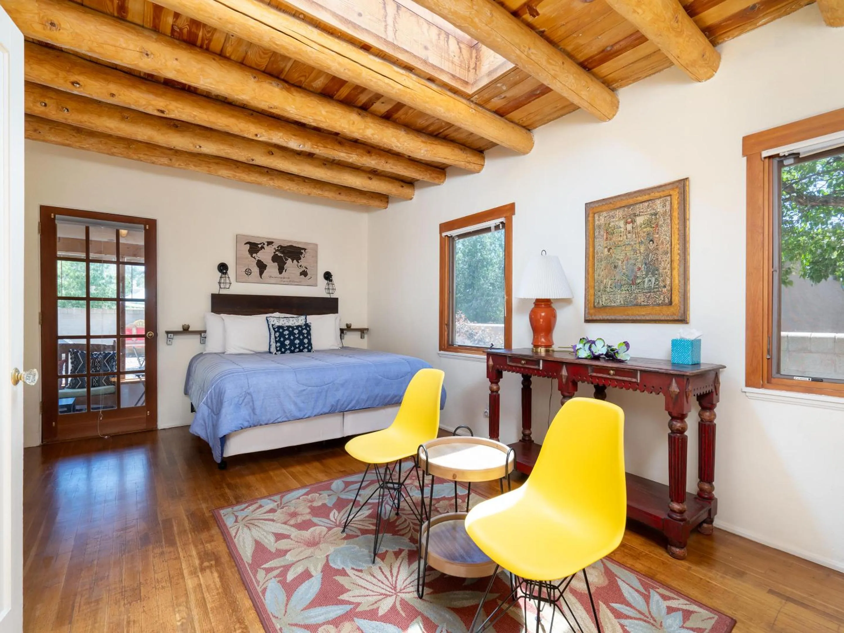 Property building, Bed in Kiva Cottage