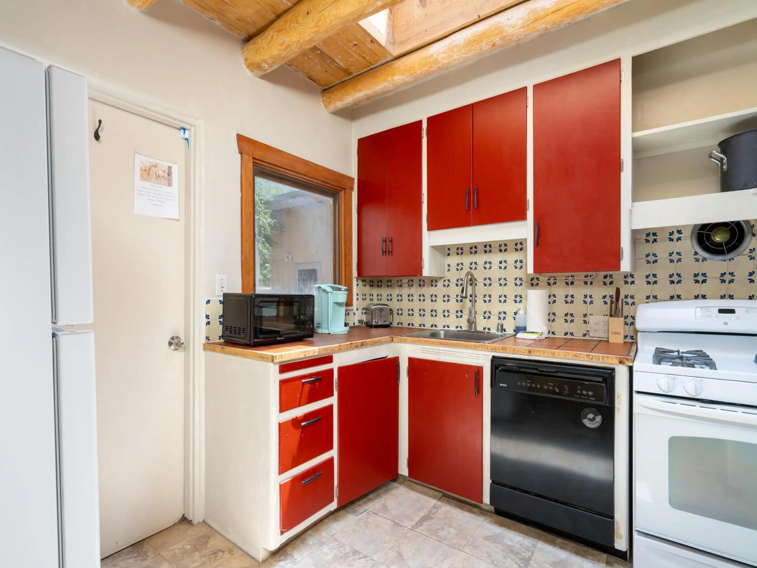 Property building in Kiva Cottage