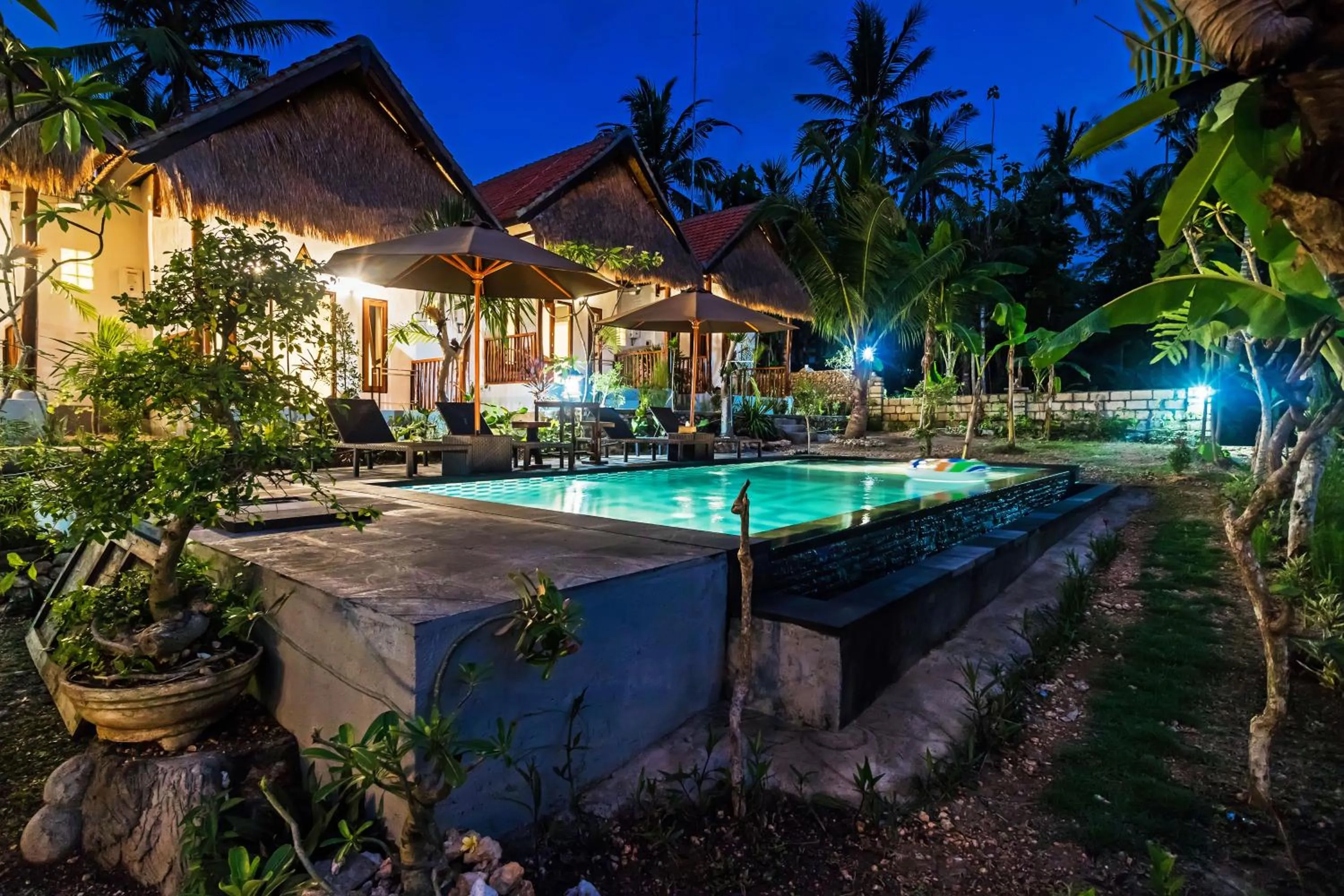 Swimming pool in Alam Selumbung Garden