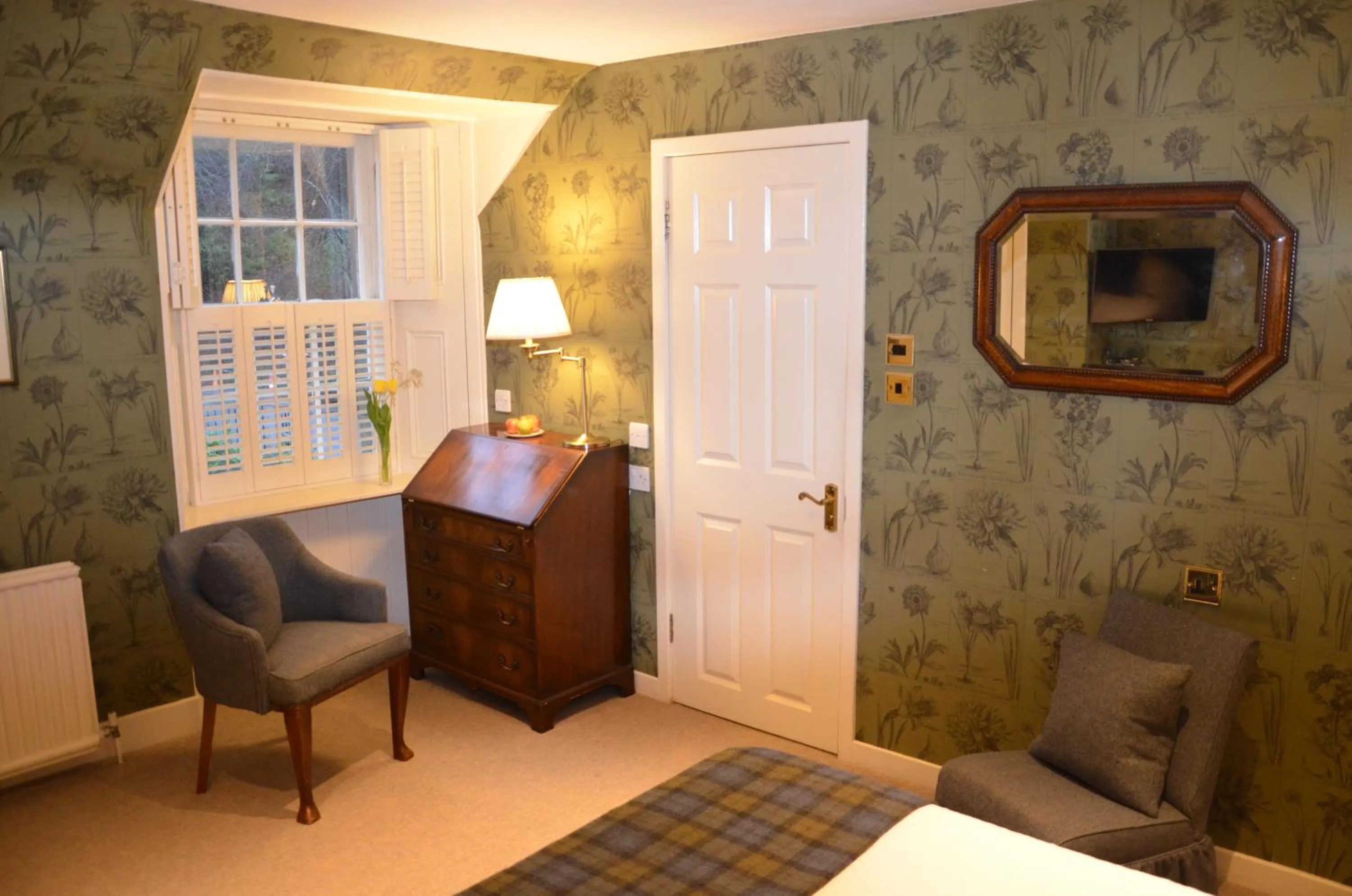 Bedroom, Bed in The Manor House