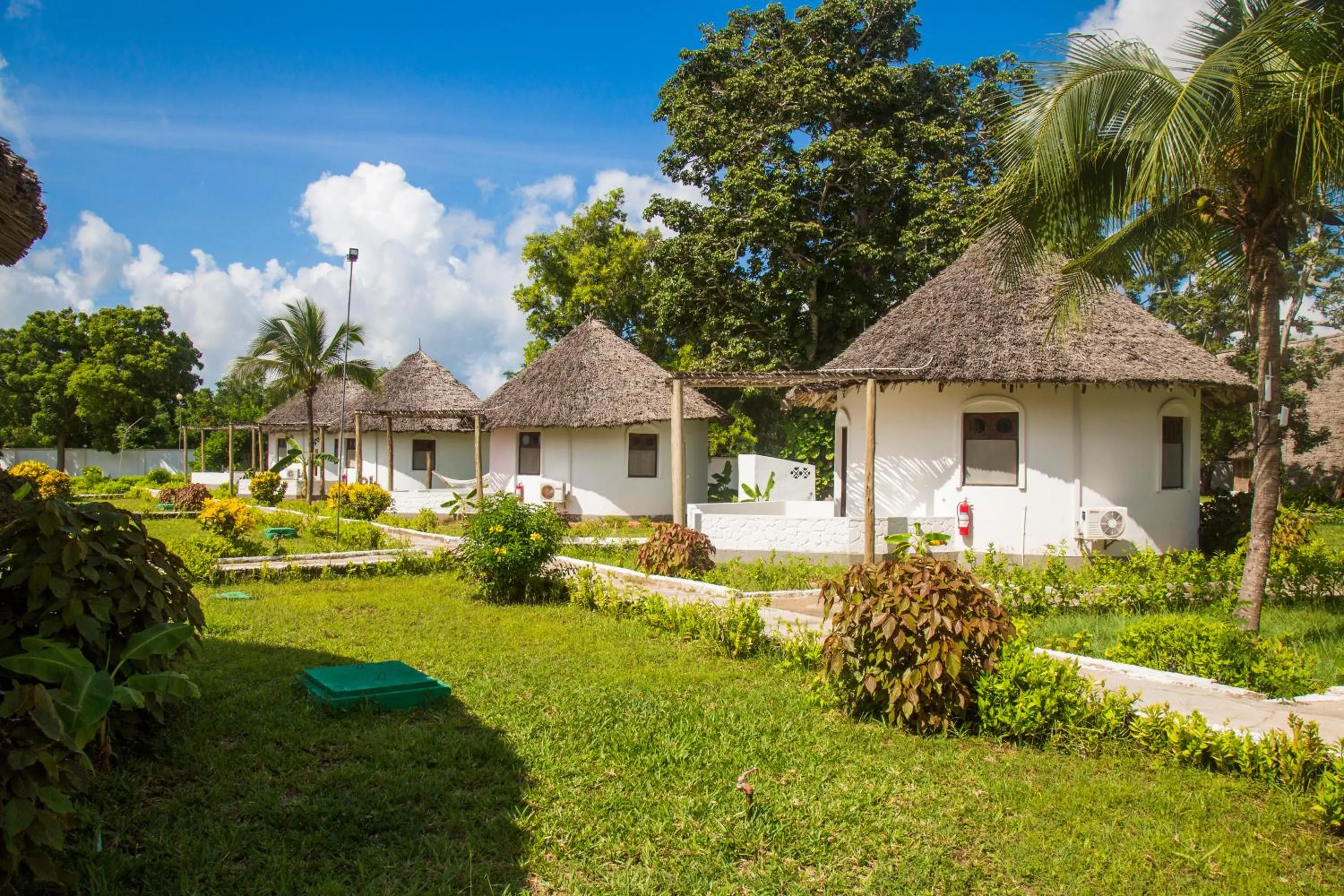 Property building in Antonio Beach Tree House Hotel & Spa