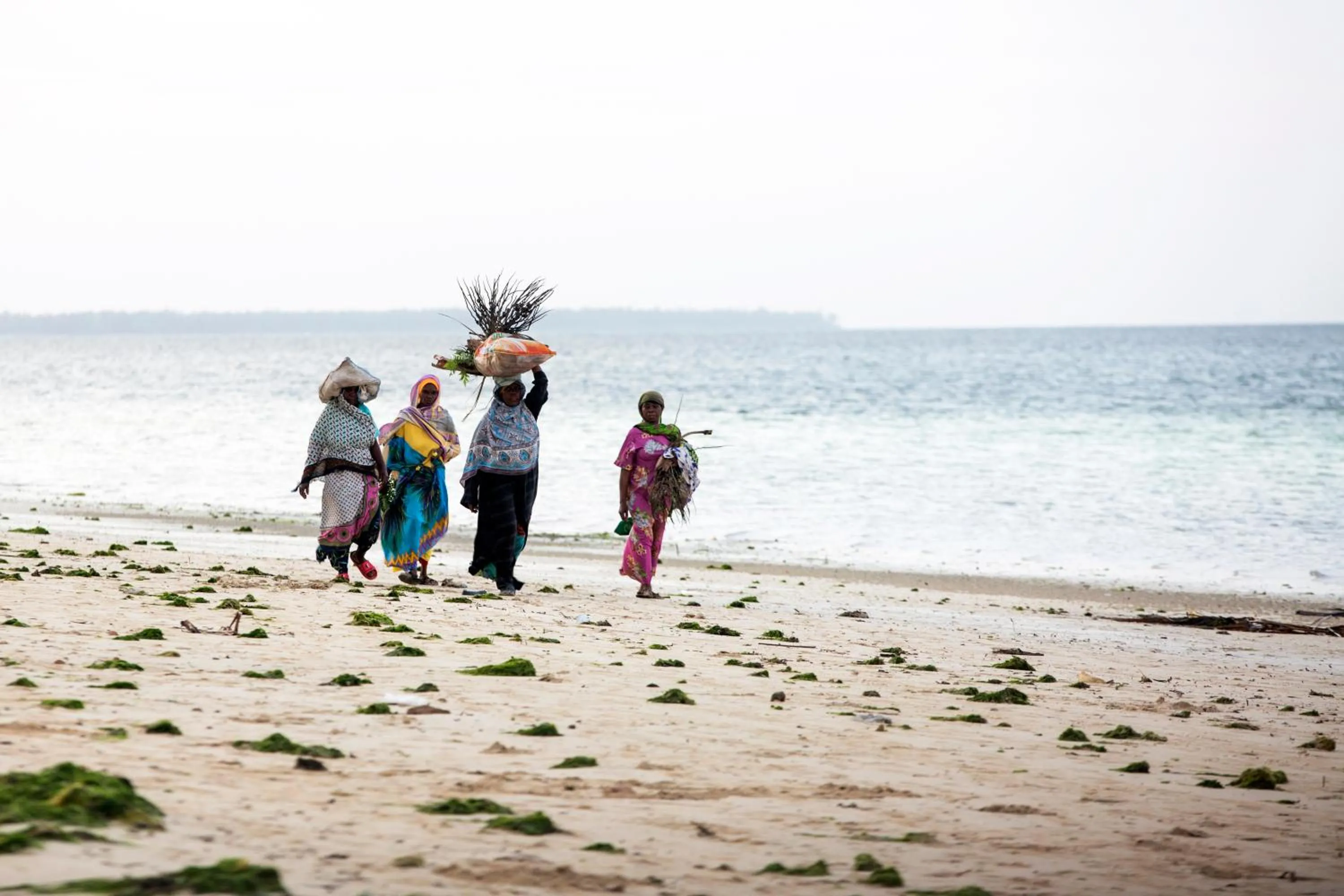 People in Antonio Beach Tree House Hotel & Spa