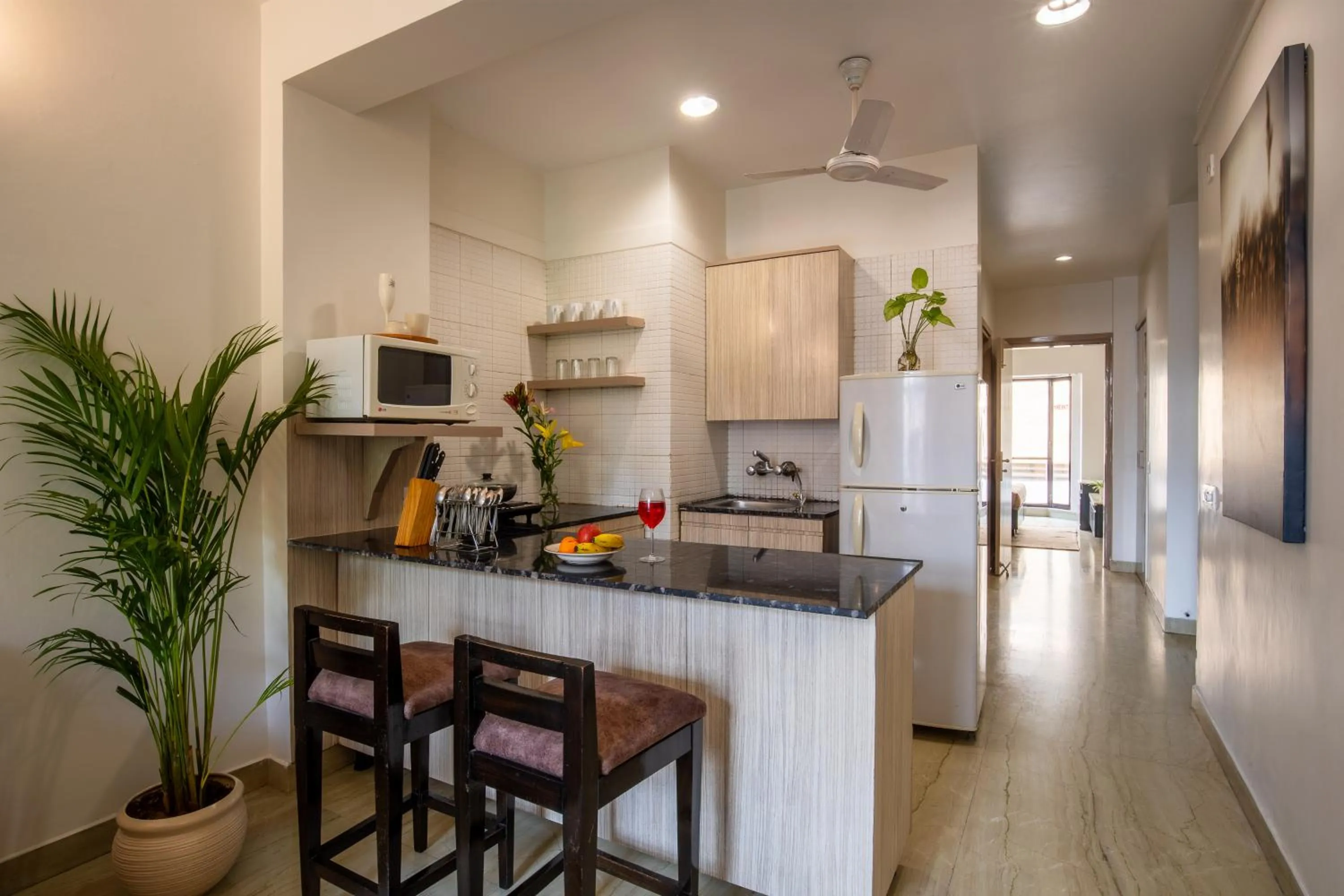 Kitchen or kitchenette in BedChambers Serviced Apartments, Sector 40