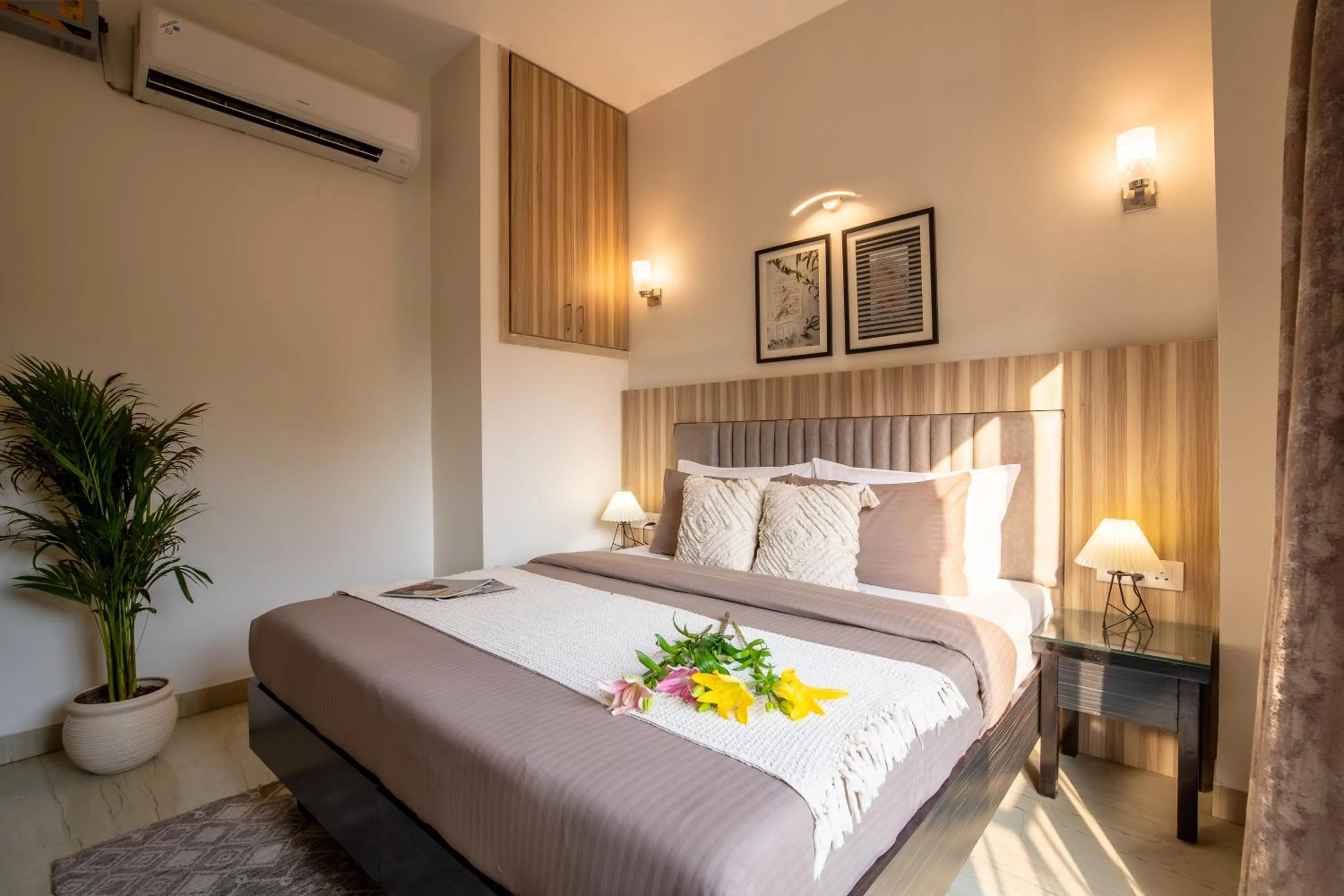 Bed in BedChambers Serviced Apartments, Sector 40