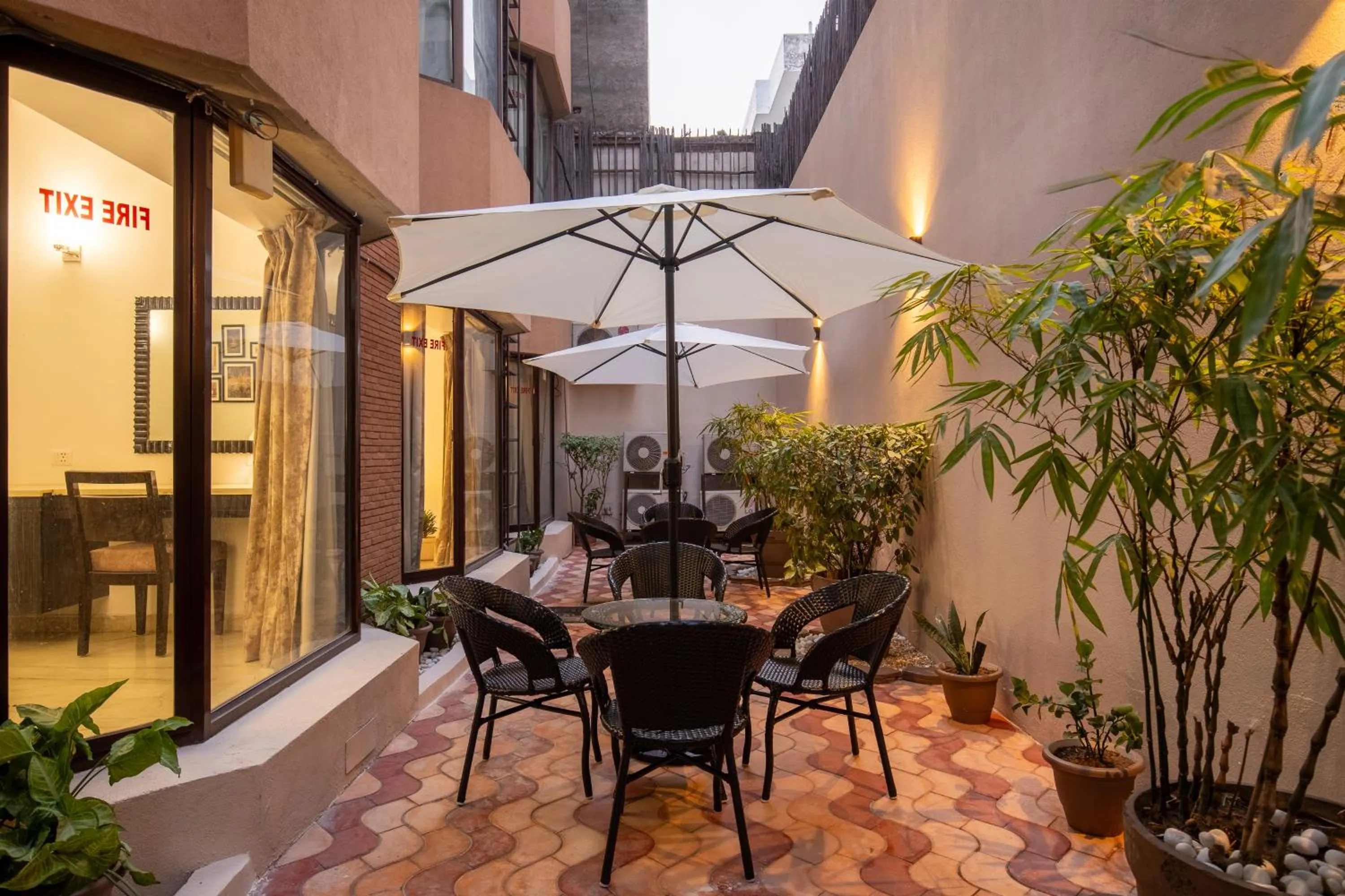 Seating area in BedChambers Serviced Apartments, Sector 40