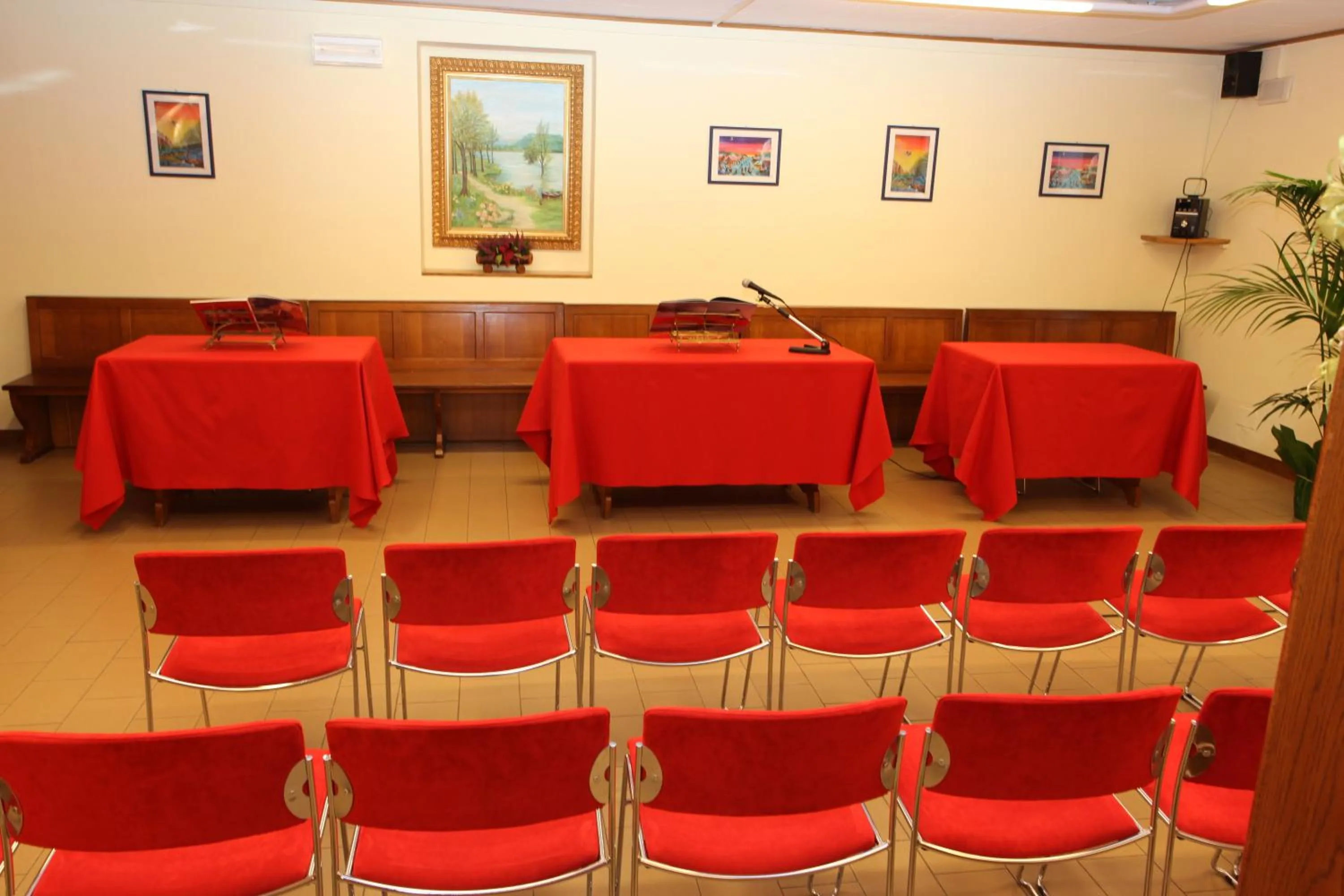 Business facilities in GH Hotel Fratazza