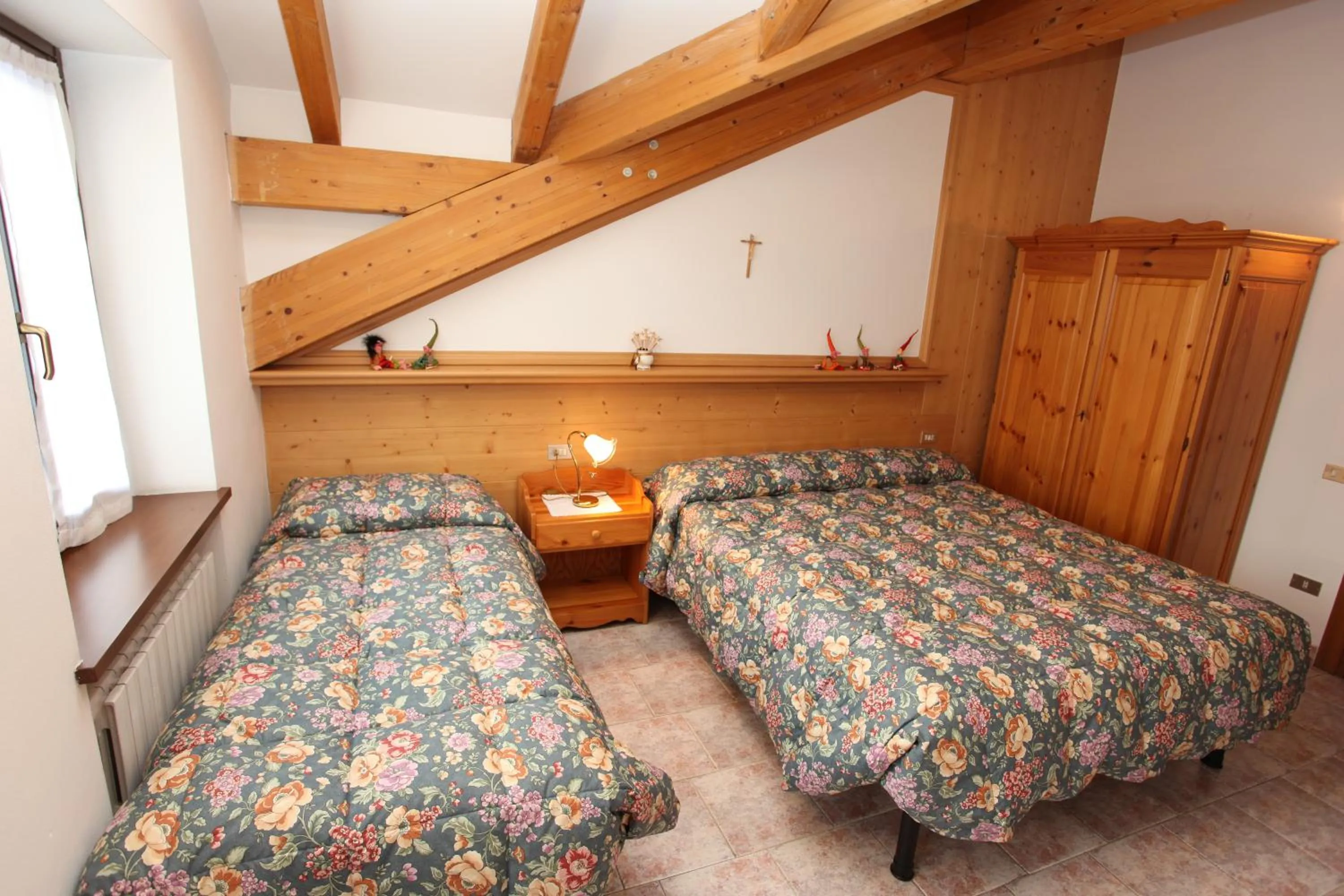 Photo of the whole room, Bed in GH Hotel Fratazza